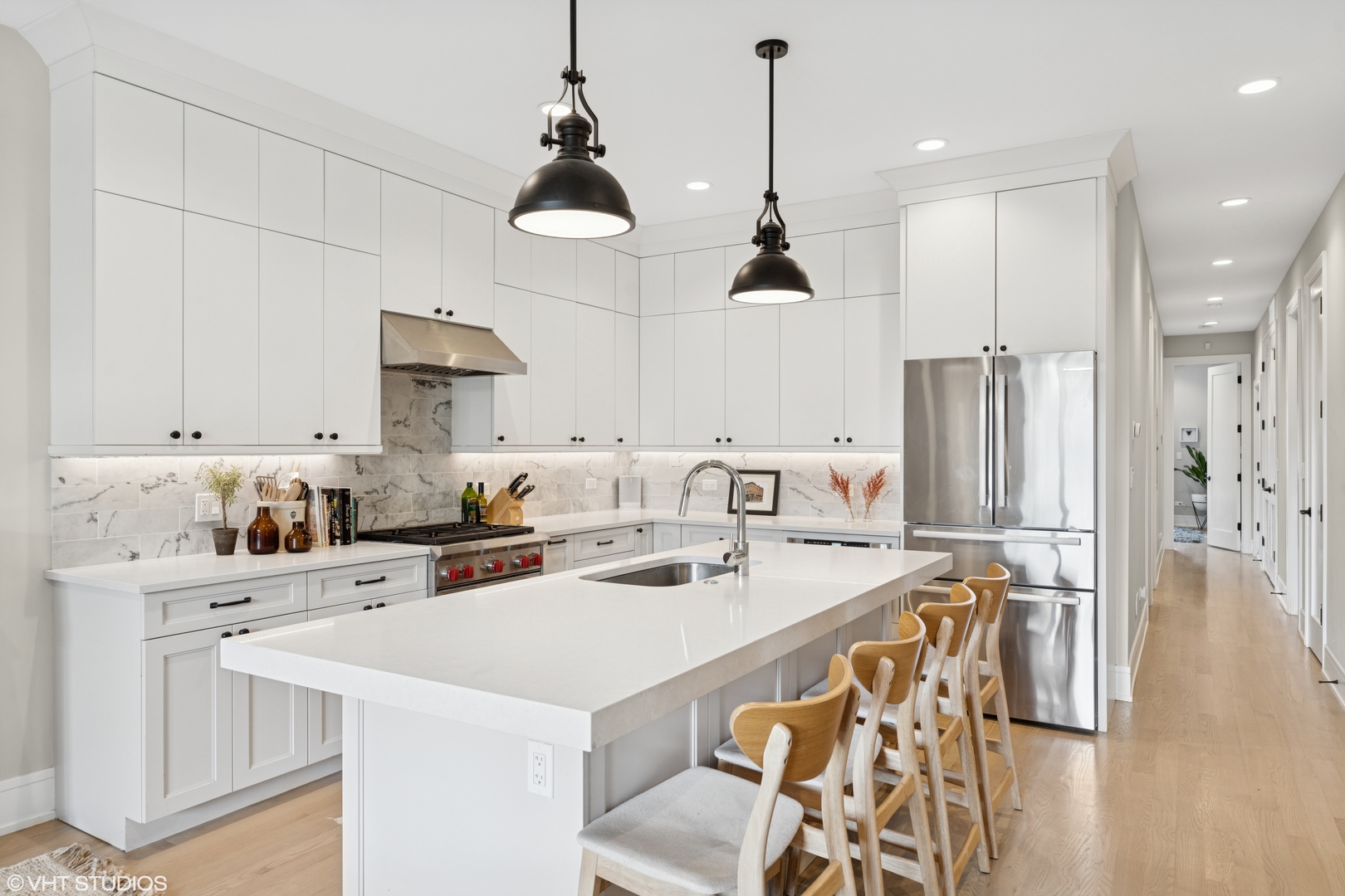 2846 N Racine Avenue Unit: 2