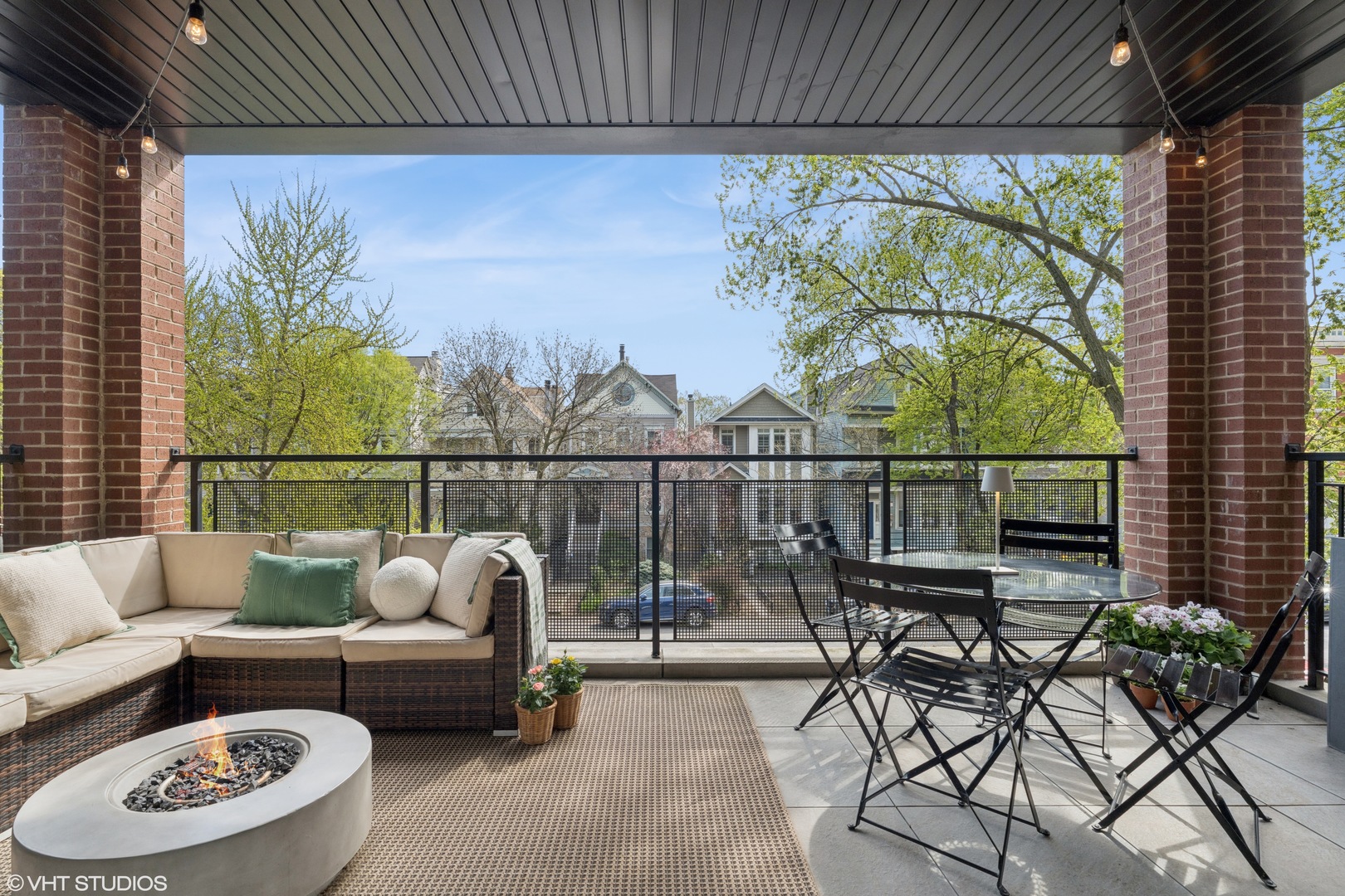 2846 N Racine Avenue Unit: 2