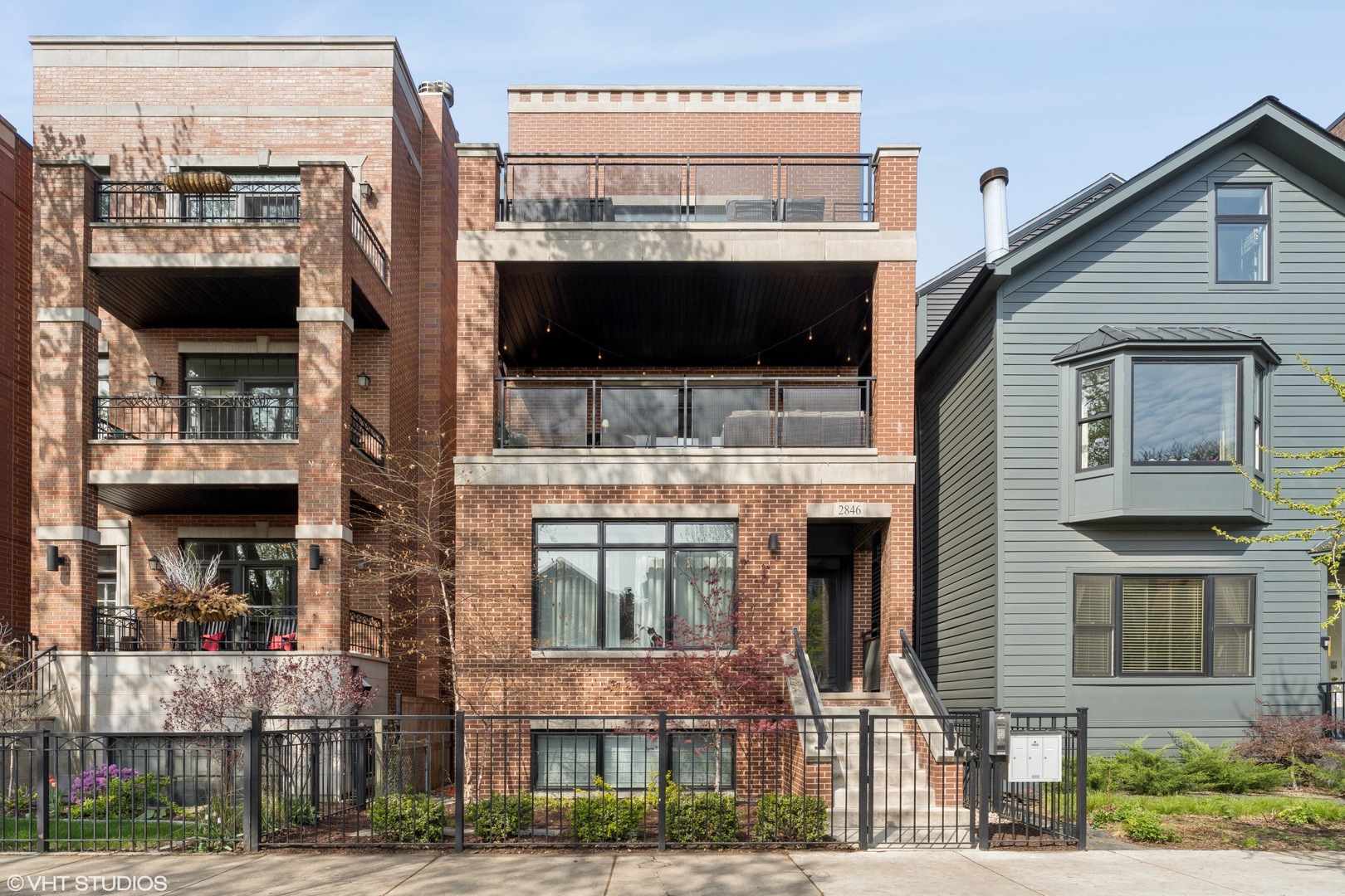 2846 N Racine Avenue Unit: 2