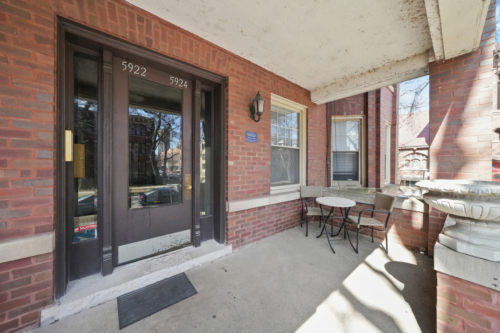 5924 N MAGNOLIA Avenue Unit: 2N
