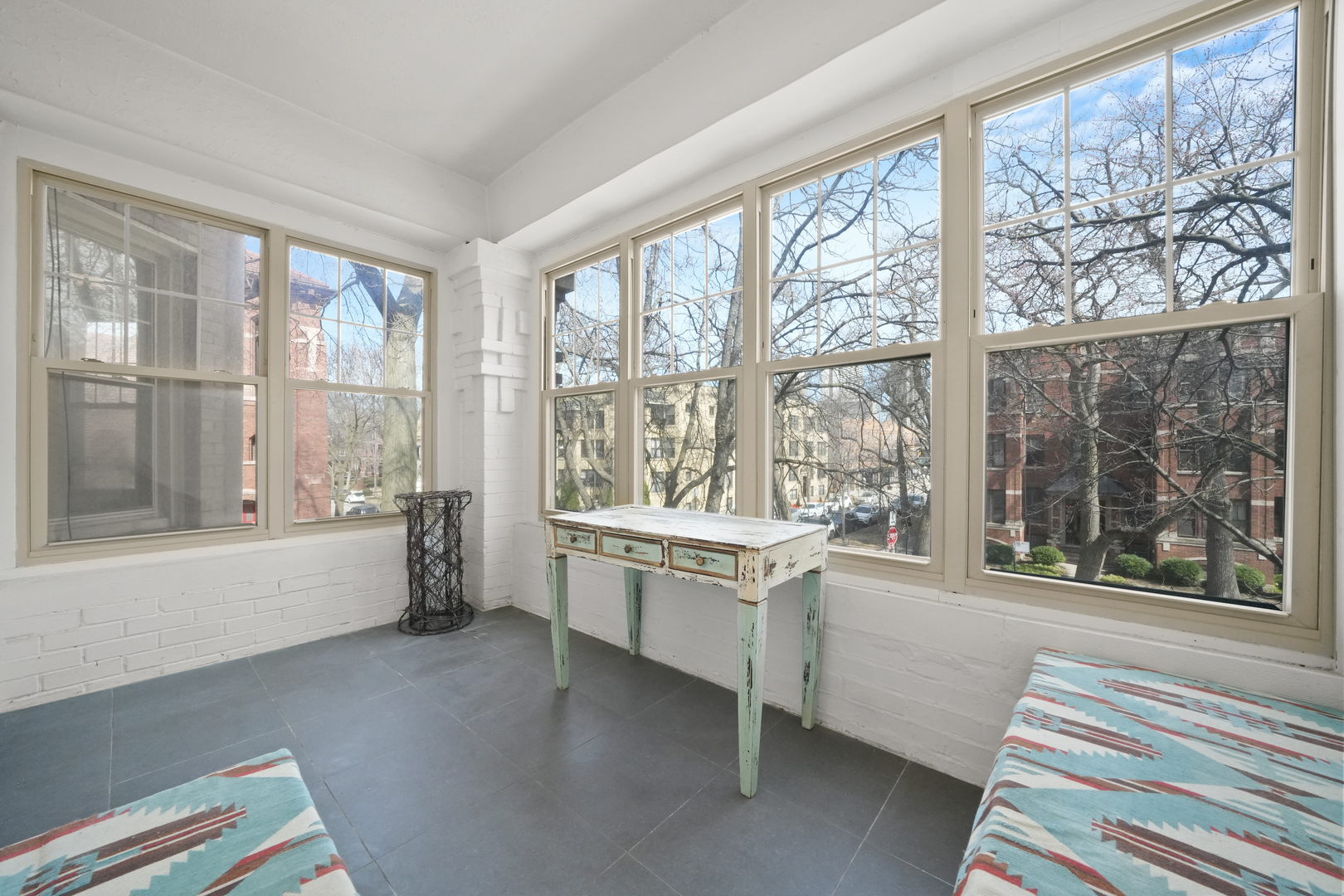 5924 N MAGNOLIA Avenue Unit: 2N