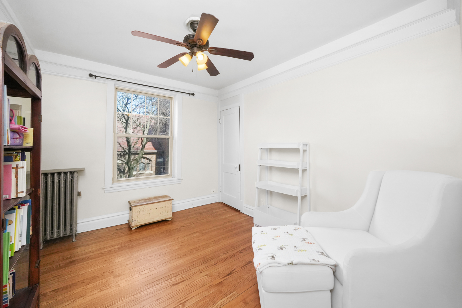 5924 N MAGNOLIA Avenue Unit: 2N