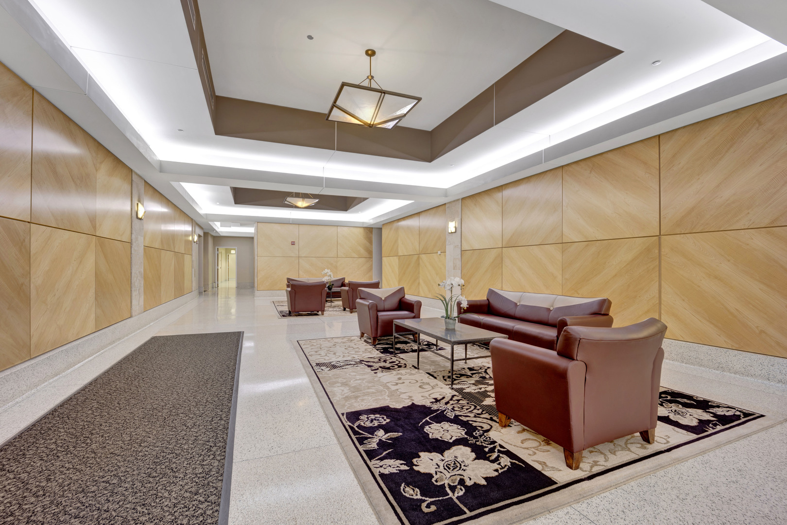 1717 S Prairie Avenue Unit: 905