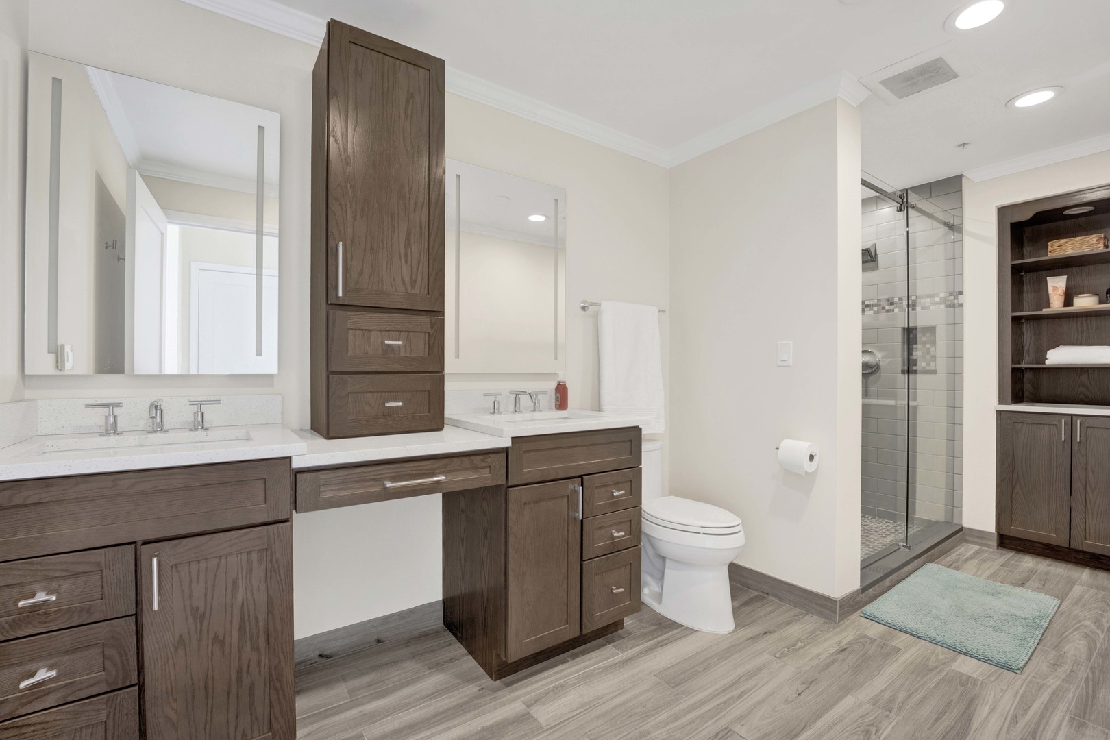 1717 S Prairie Avenue Unit: 905