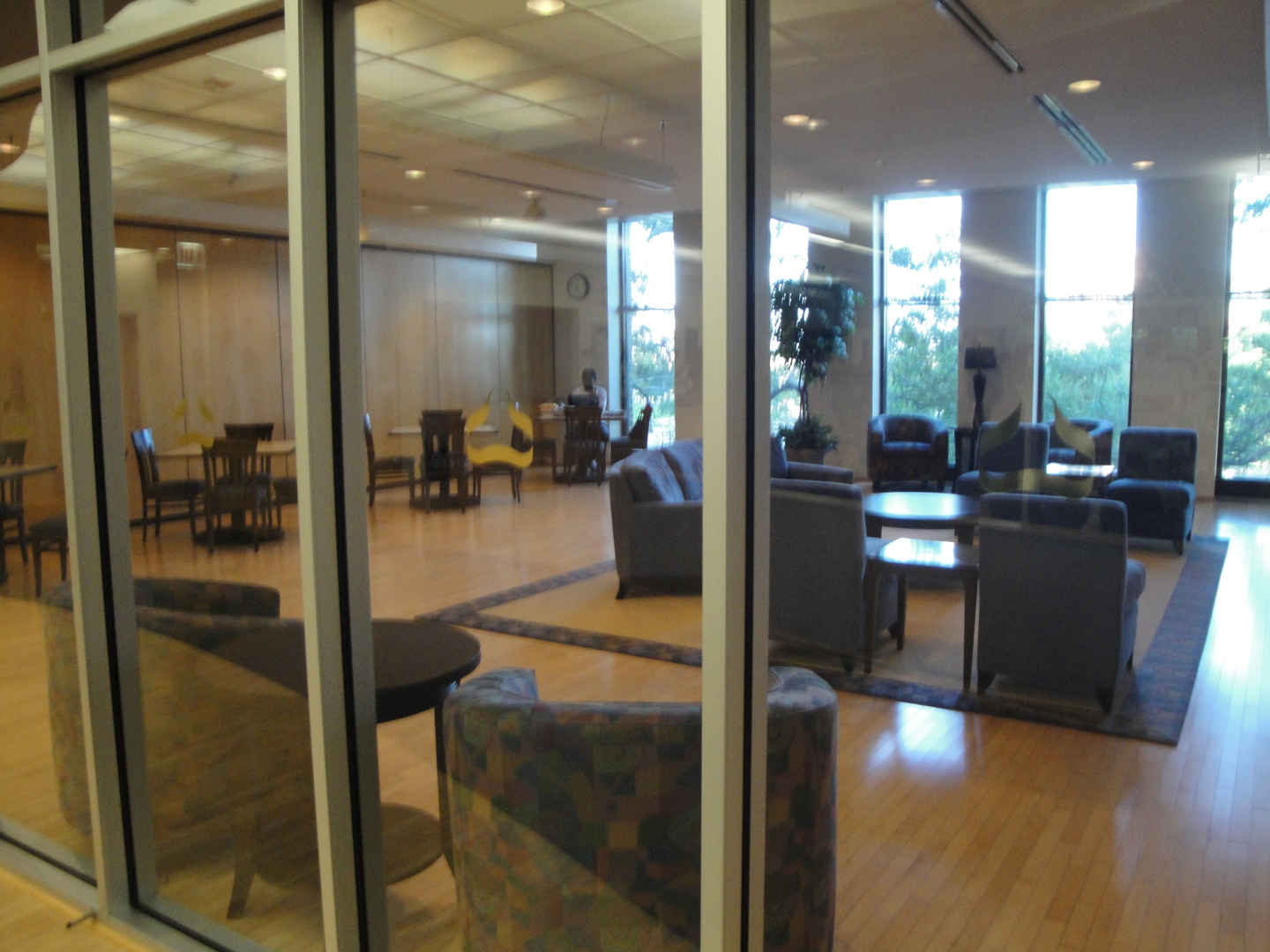 505 N Lake Shore Drive Unit: 1810-1811