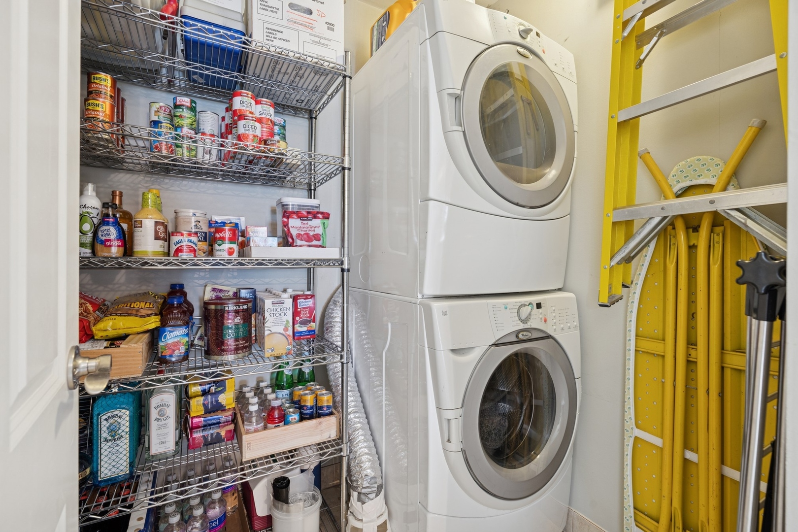 505 N Lake Shore Drive Unit: 1810-1811