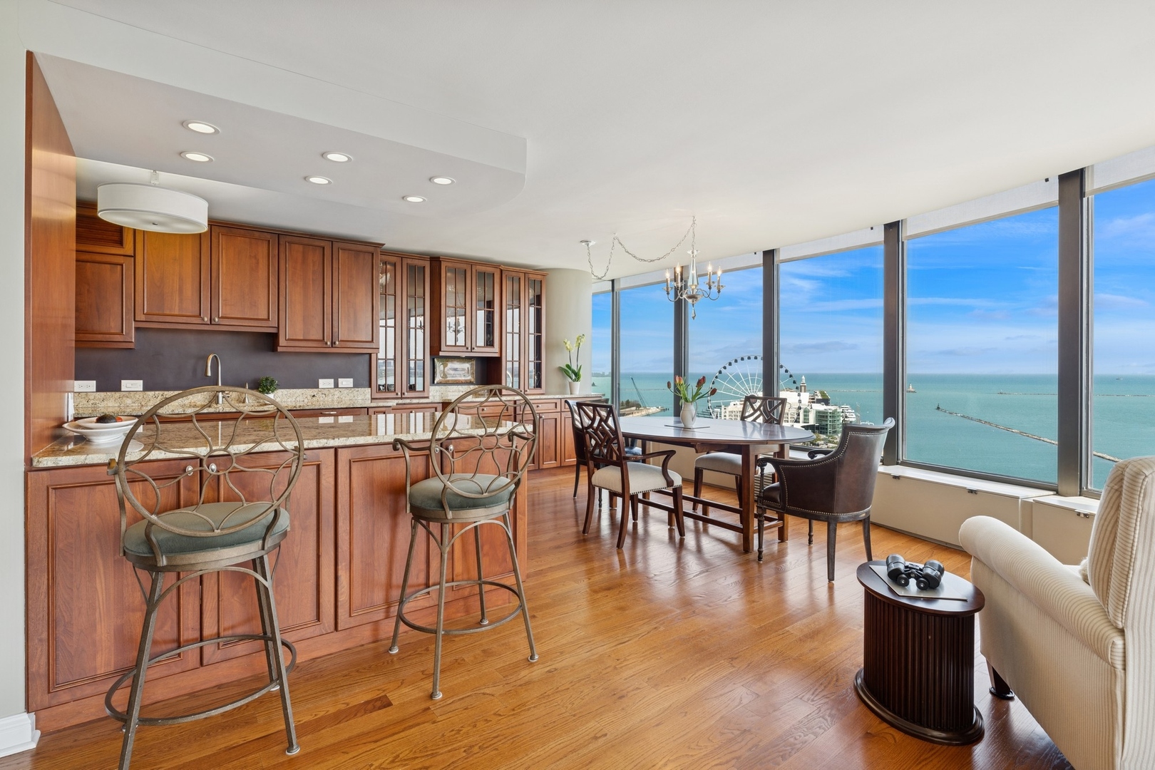 505 N Lake Shore Drive Unit: 1810-1811