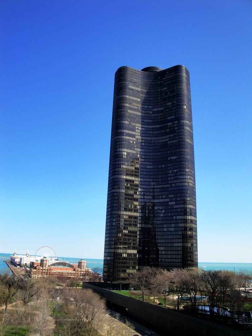505 N Lake Shore Drive Unit: 1810-1811