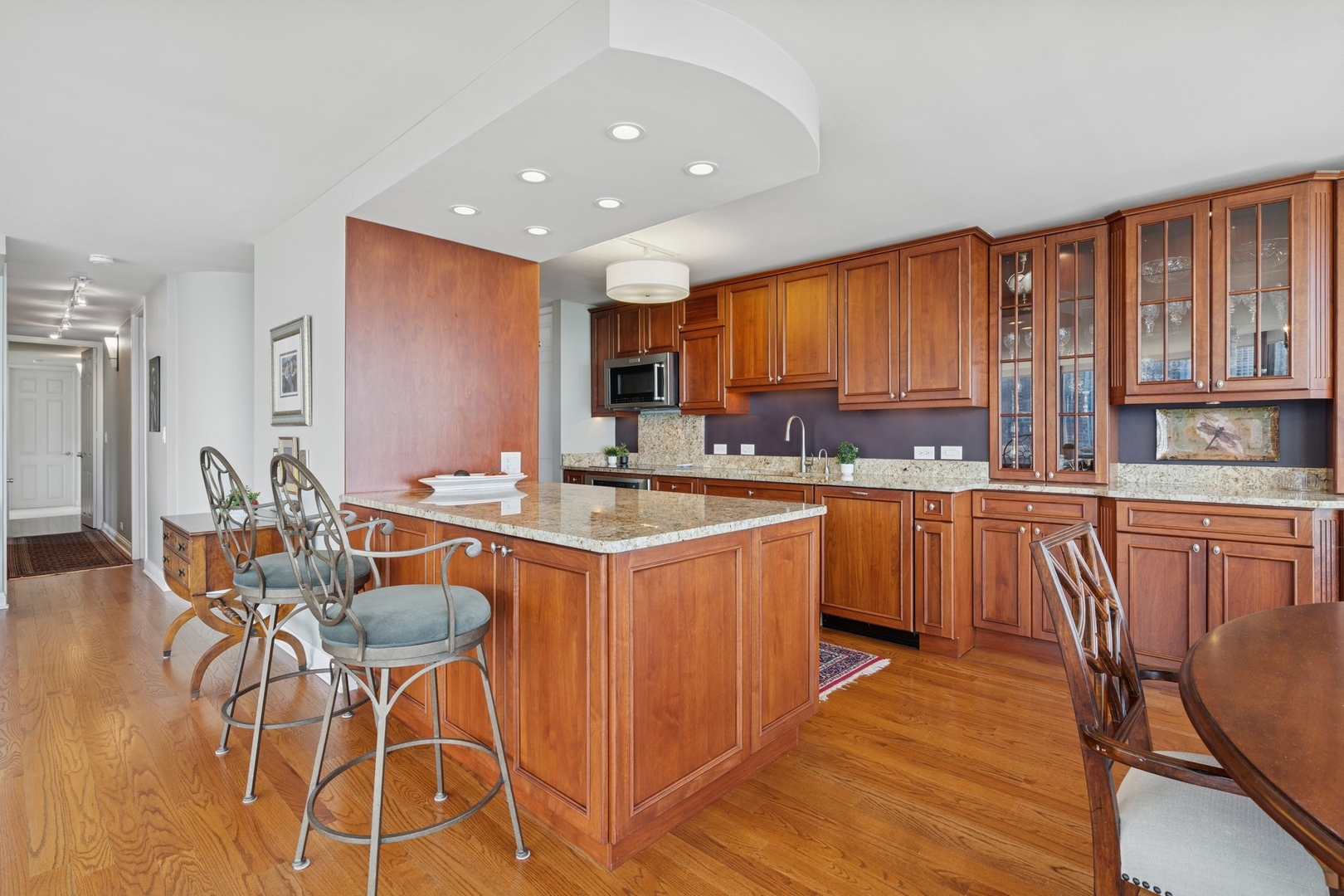 505 N Lake Shore Drive Unit: 1810-1811