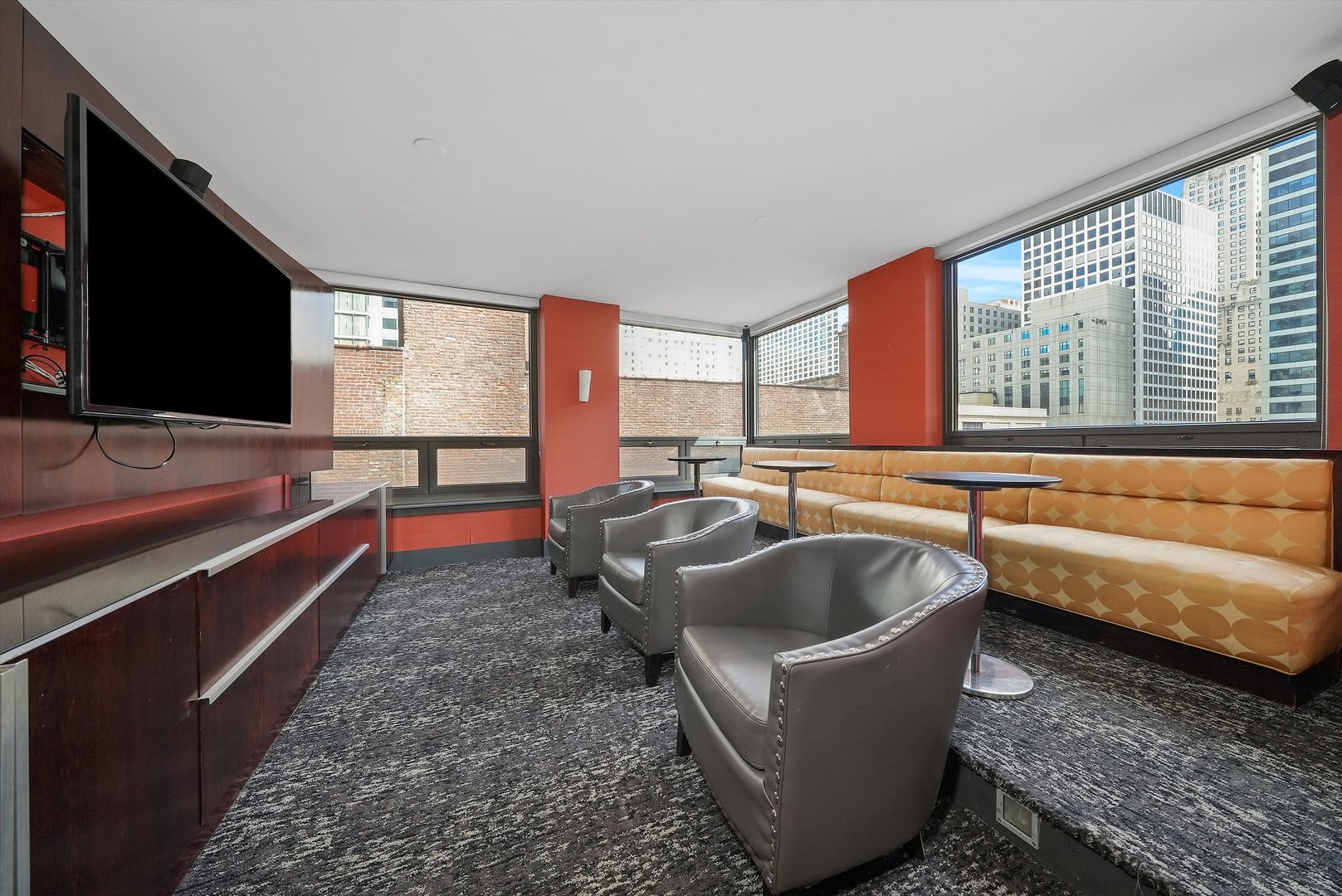 440 N WABASH Avenue Unit: 2208