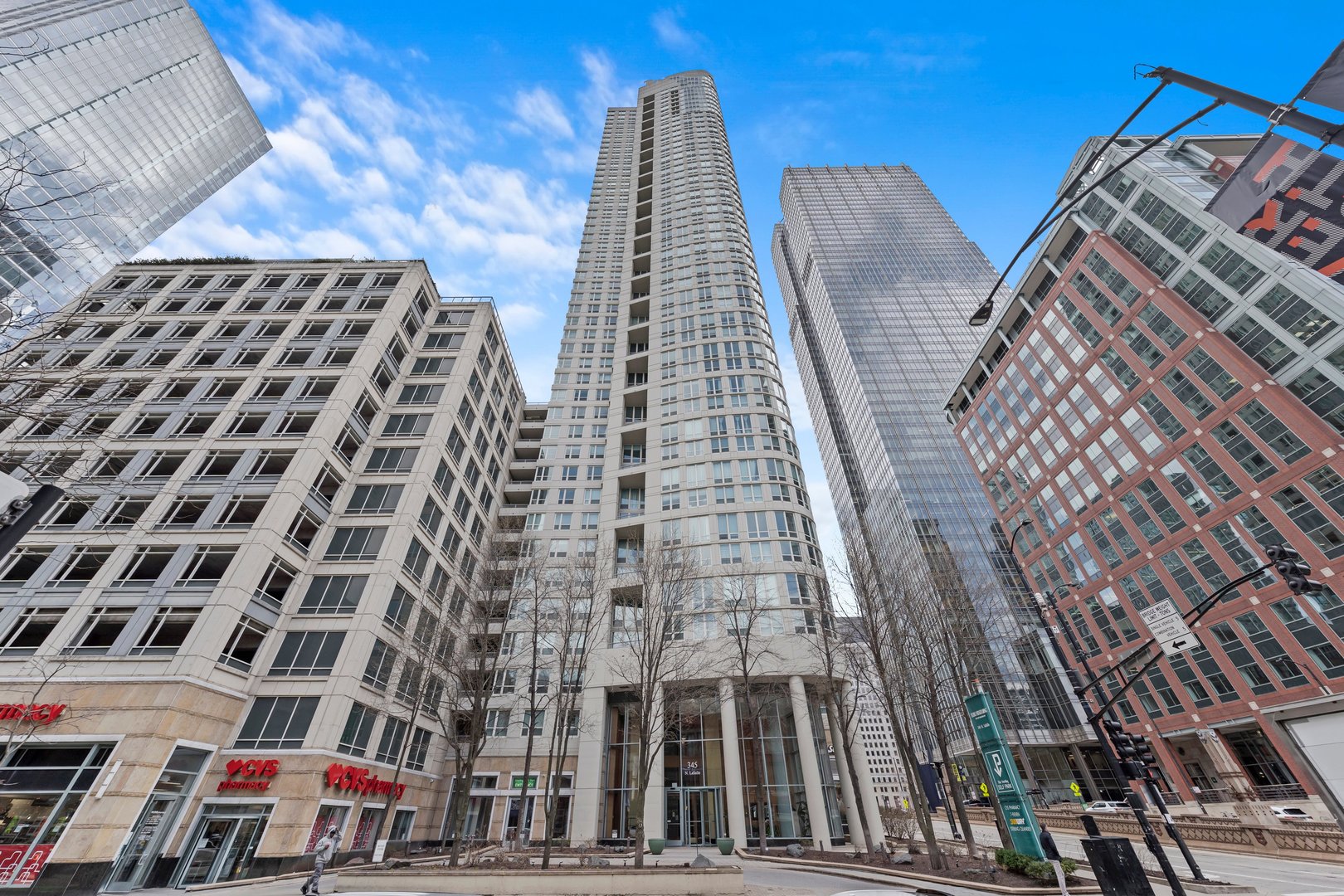 345 N La Salle Drive Unit: 1205