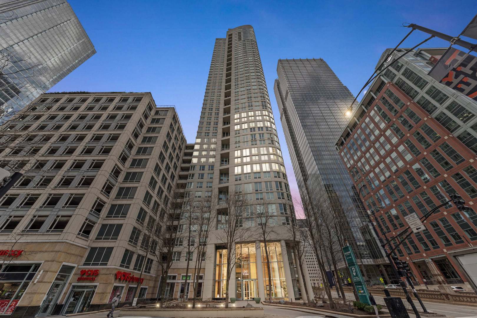 345 N La Salle Drive Unit: 1205
