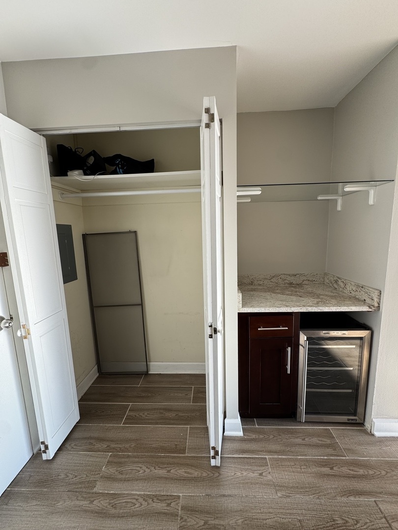 1355 N SANDBURG Terrace Unit: 1605