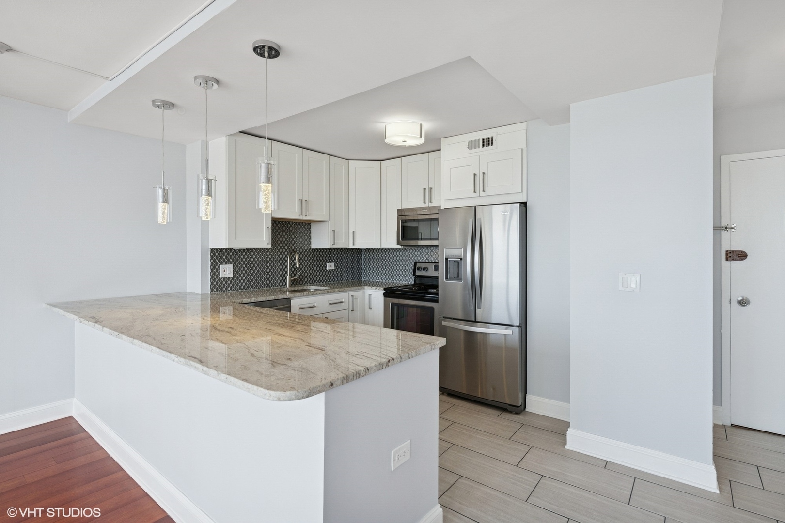 1460 N Sandburg Terrace Unit: 2608A