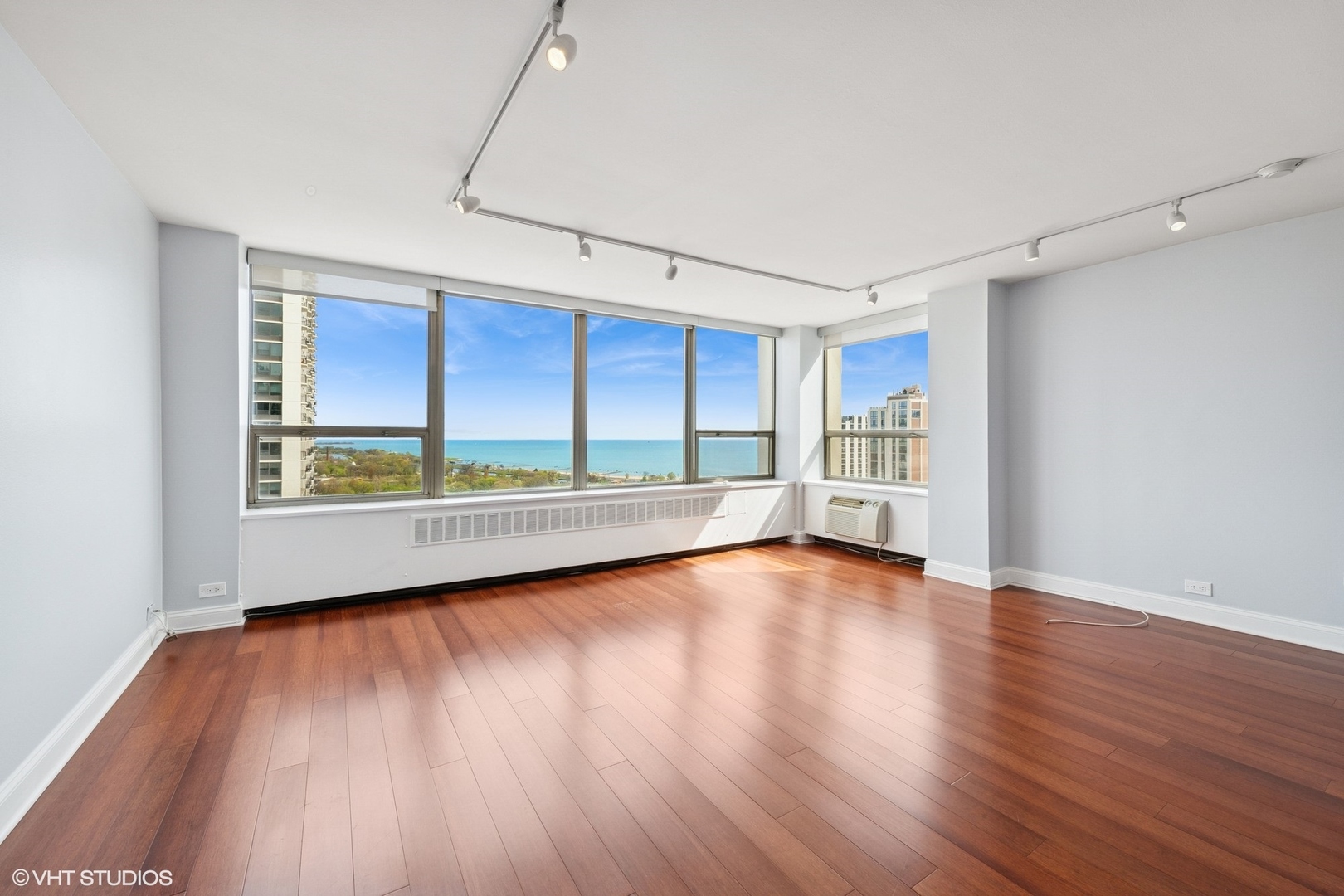 1460 N Sandburg Terrace Unit: 2608A