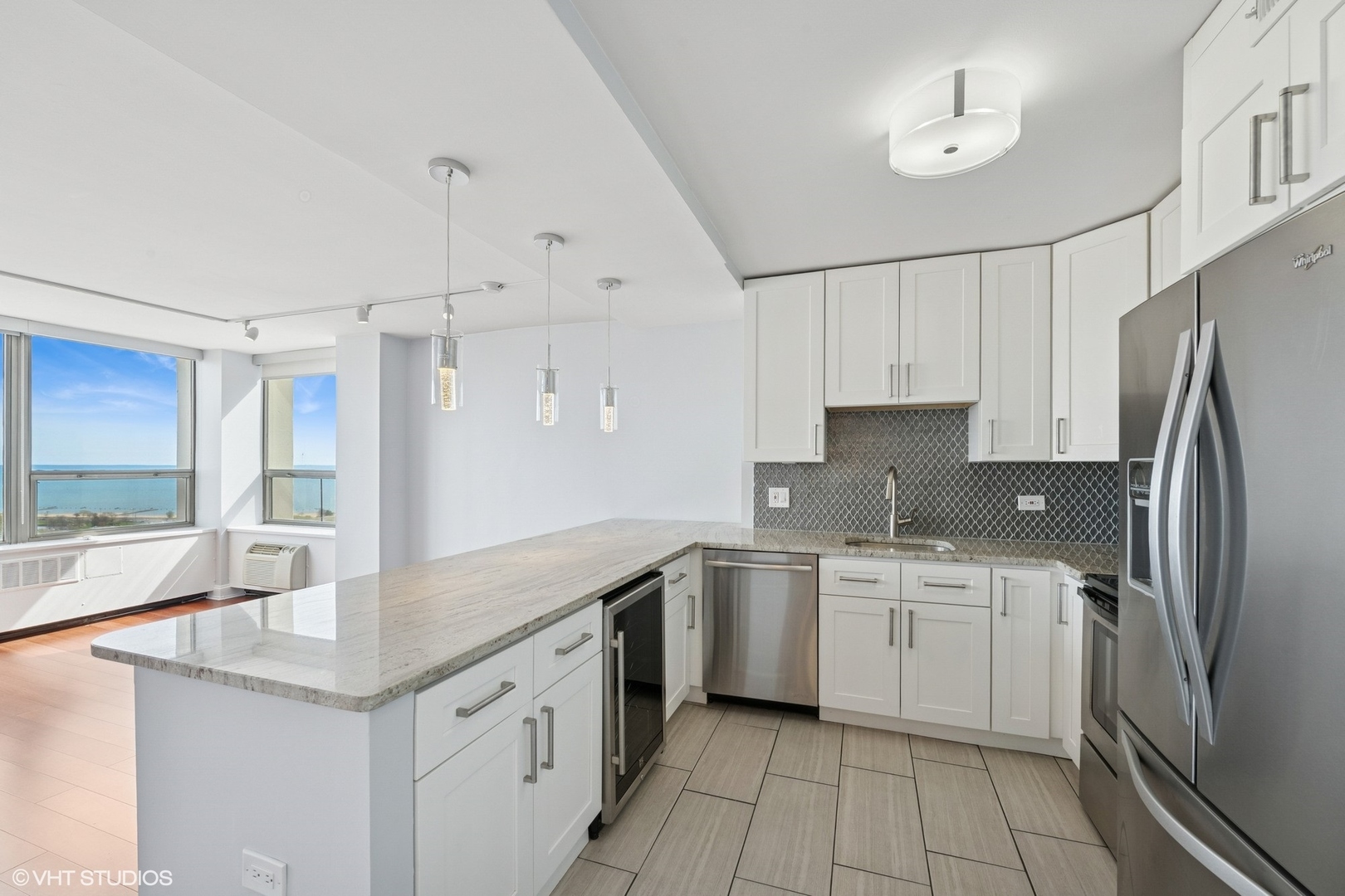 1460 N Sandburg Terrace Unit: 2608A