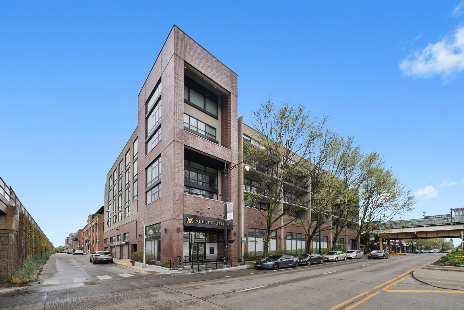 3946 N Ravenswood Avenue Unit: 406