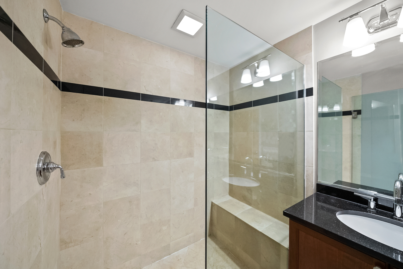 3946 N Ravenswood Avenue Unit: 406