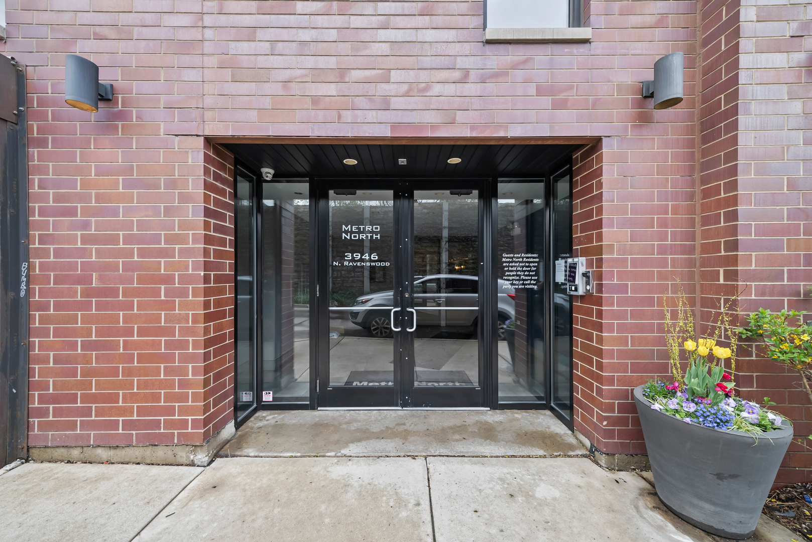 3946 N Ravenswood Avenue Unit: 406