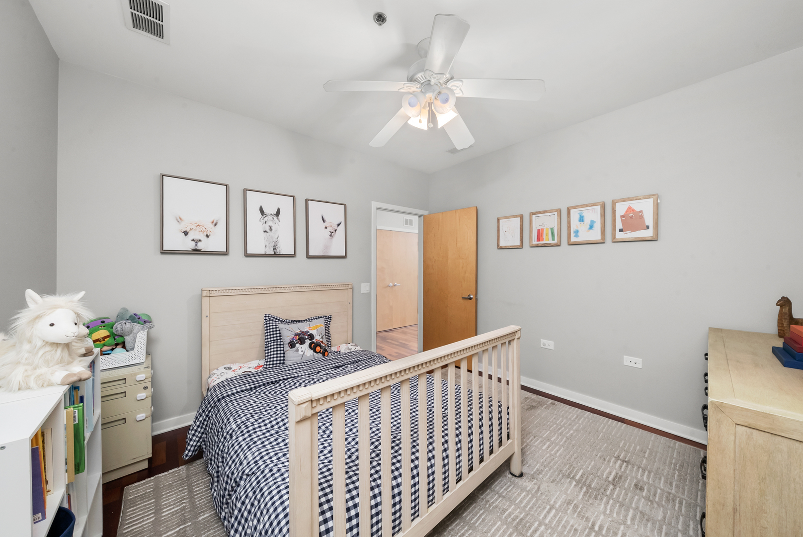 3946 N Ravenswood Avenue Unit: 406
