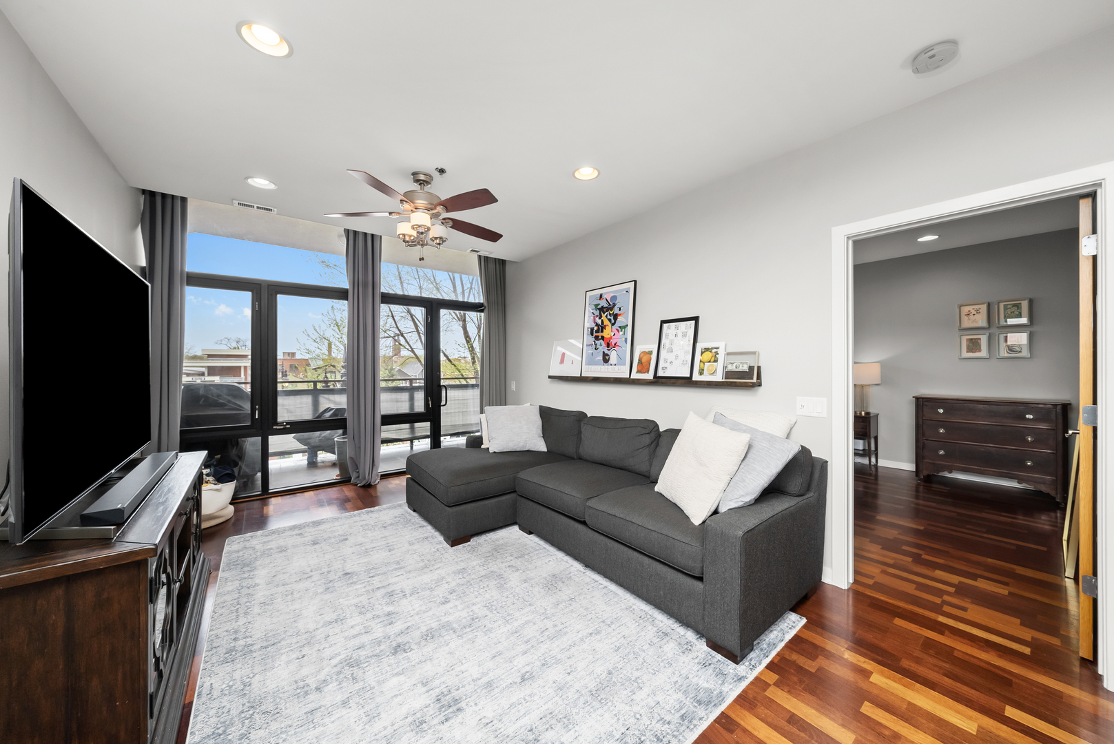 3946 N Ravenswood Avenue Unit: 406