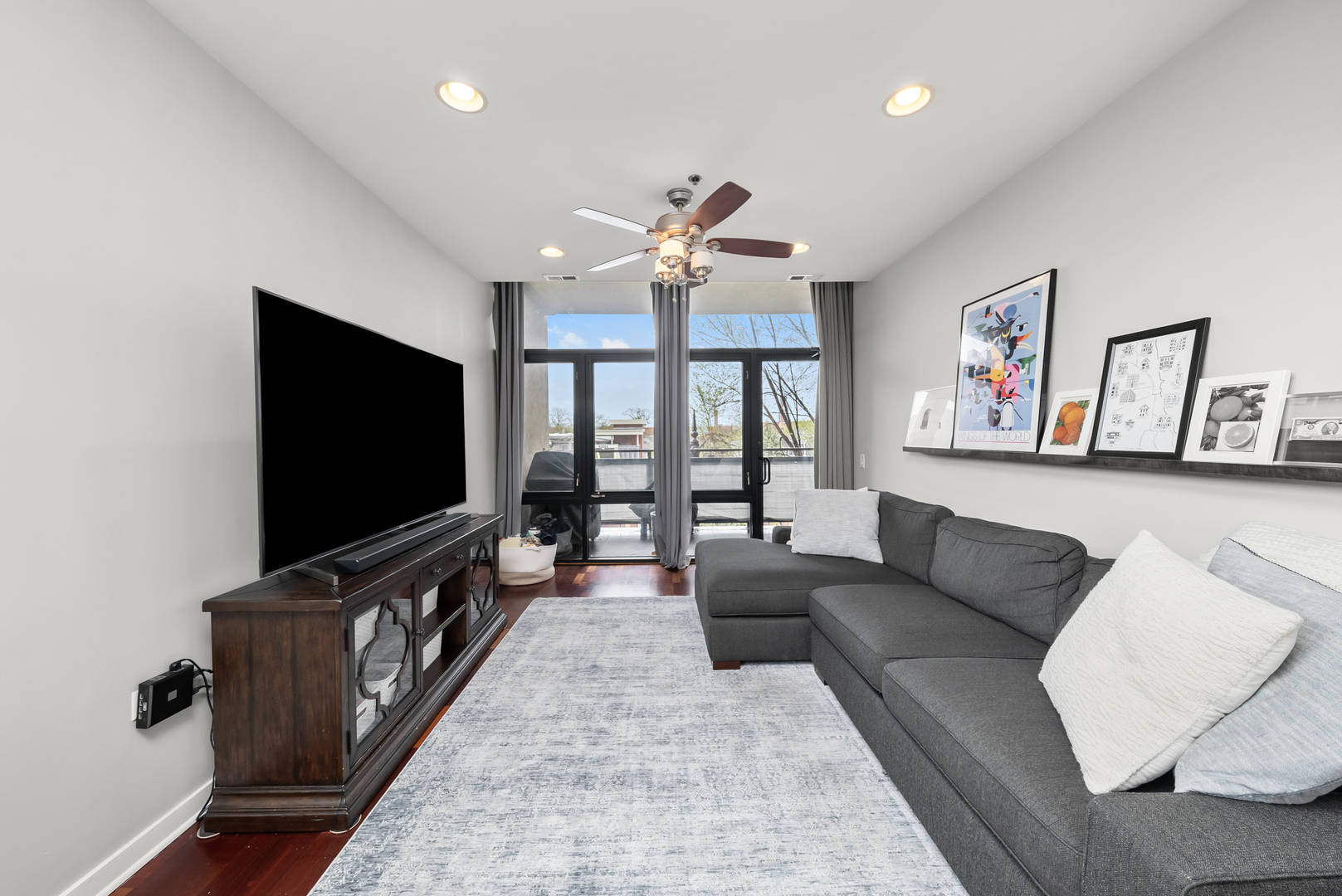 3946 N Ravenswood Avenue Unit: 406