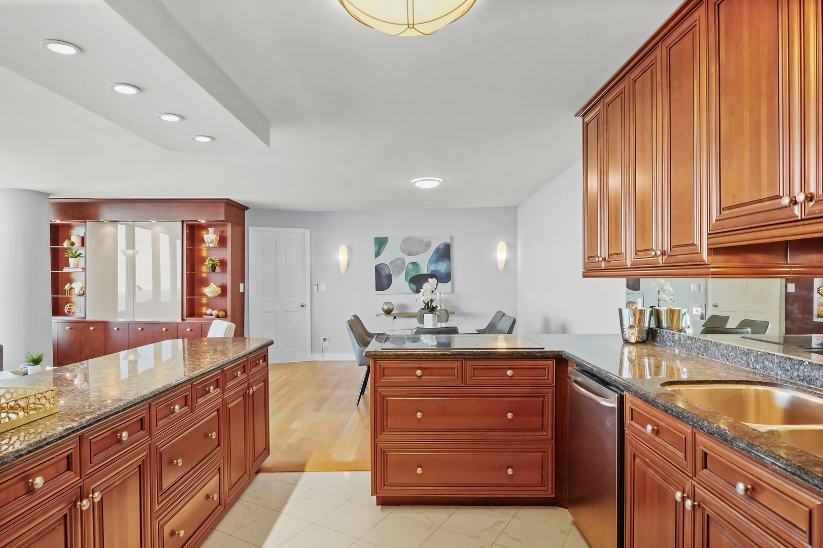 505 N LAKE SHORE Drive Unit: 6304-6305