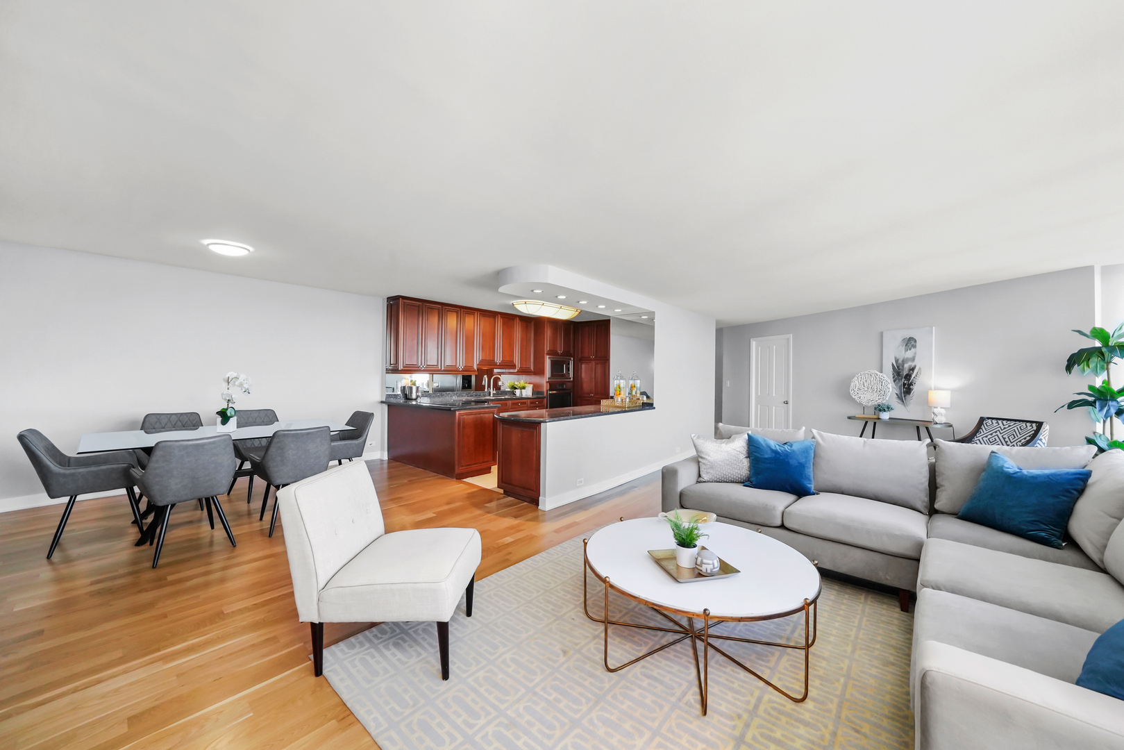 505 N LAKE SHORE Drive Unit: 6304-6305
