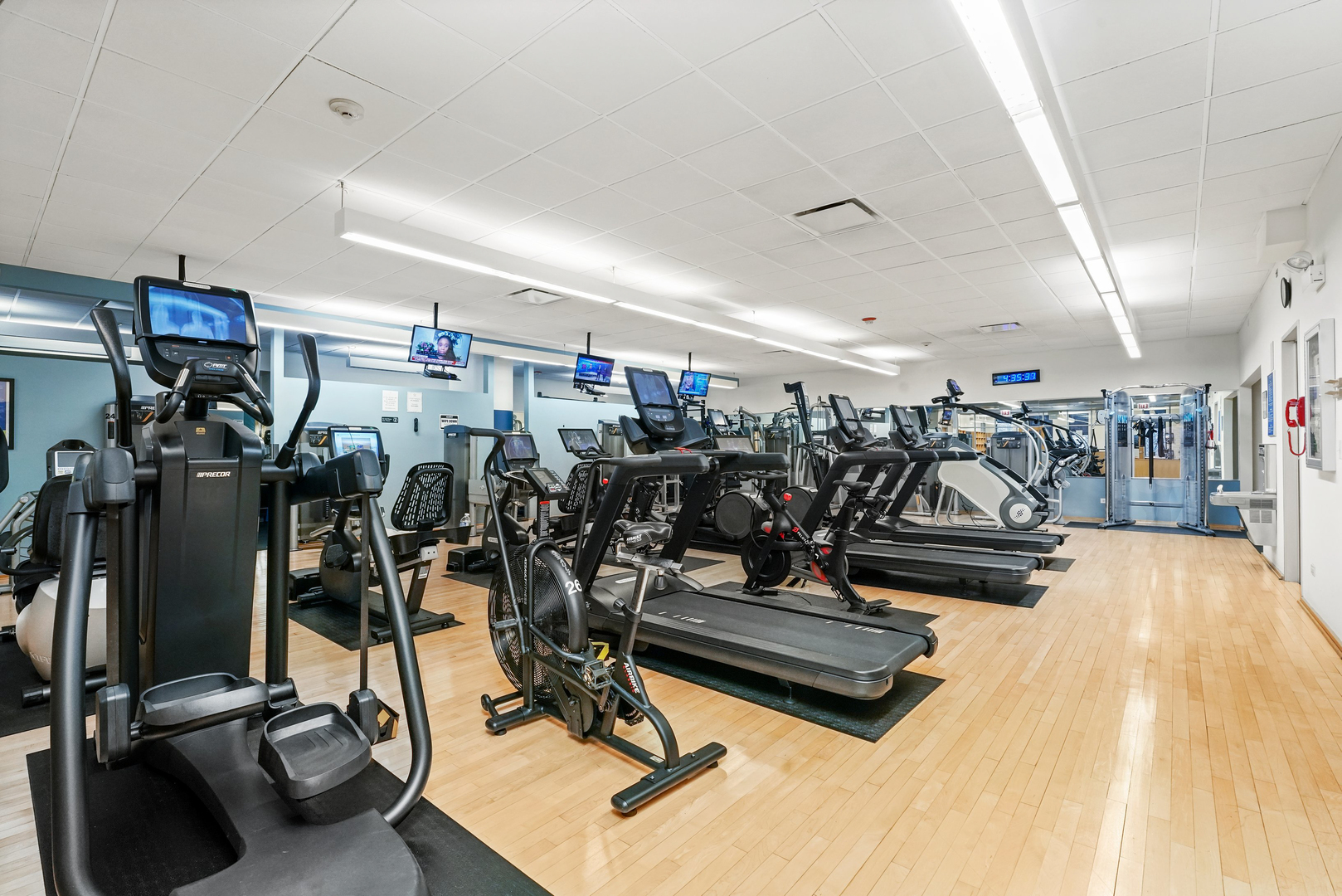 505 N LAKE SHORE Drive Unit: 6304-6305