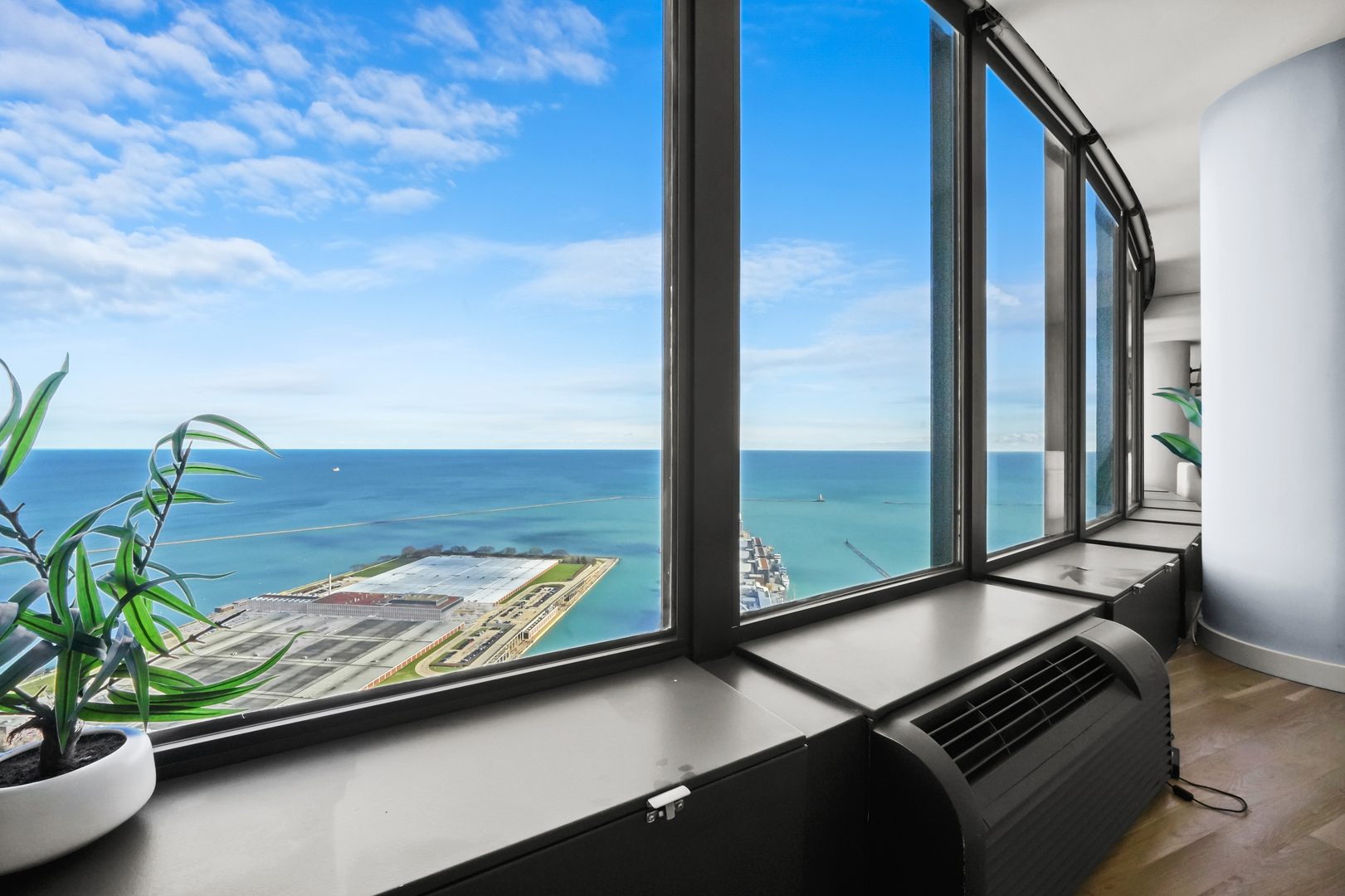 505 N LAKE SHORE Drive Unit: 6304-6305