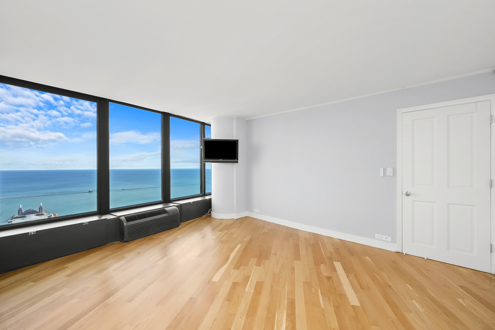 505 N LAKE SHORE Drive Unit: 6304-6305