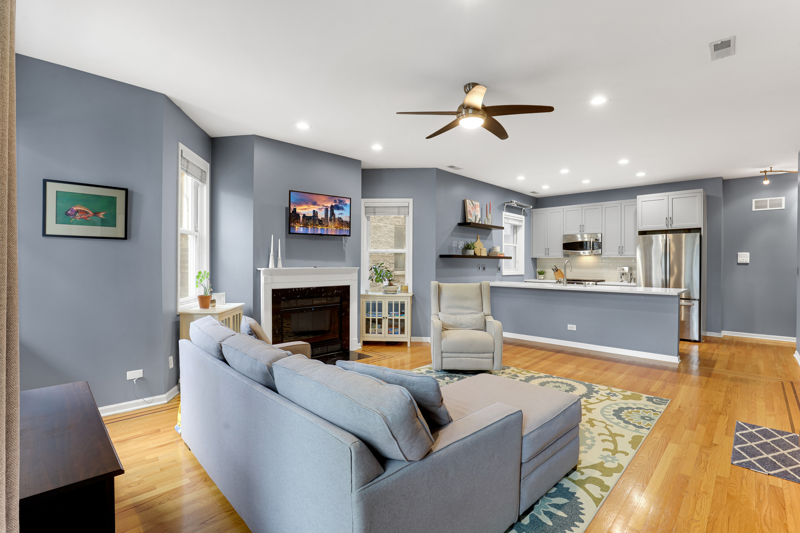 4114 N Kenmore Avenue Unit: 1S