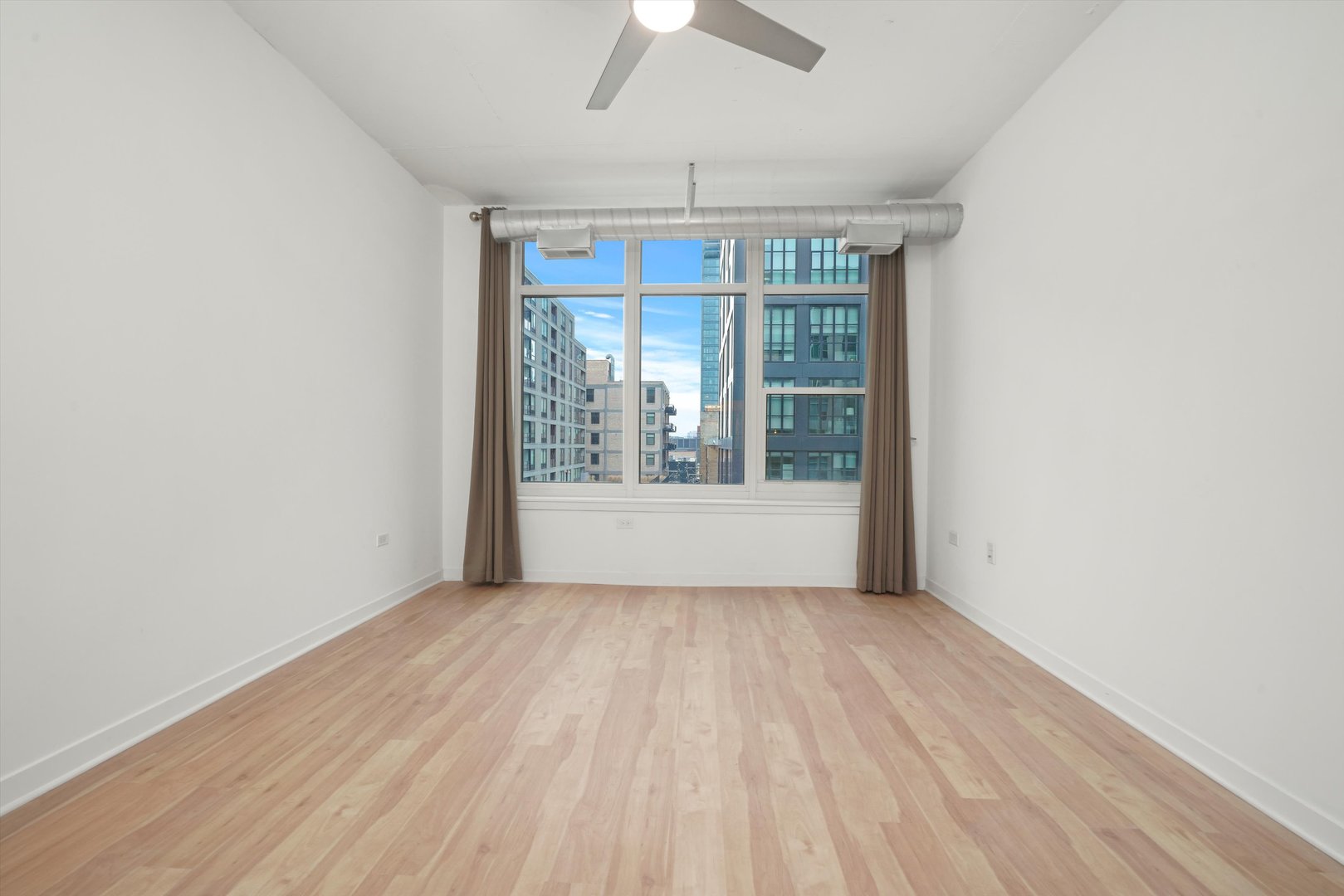 909 W Washington Boulevard Unit: 512