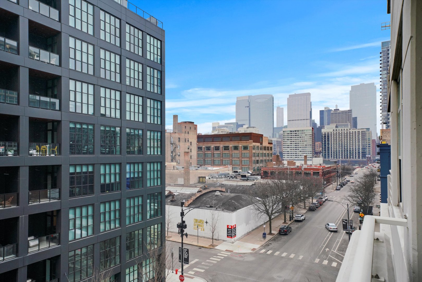 909 W Washington Boulevard Unit: 512