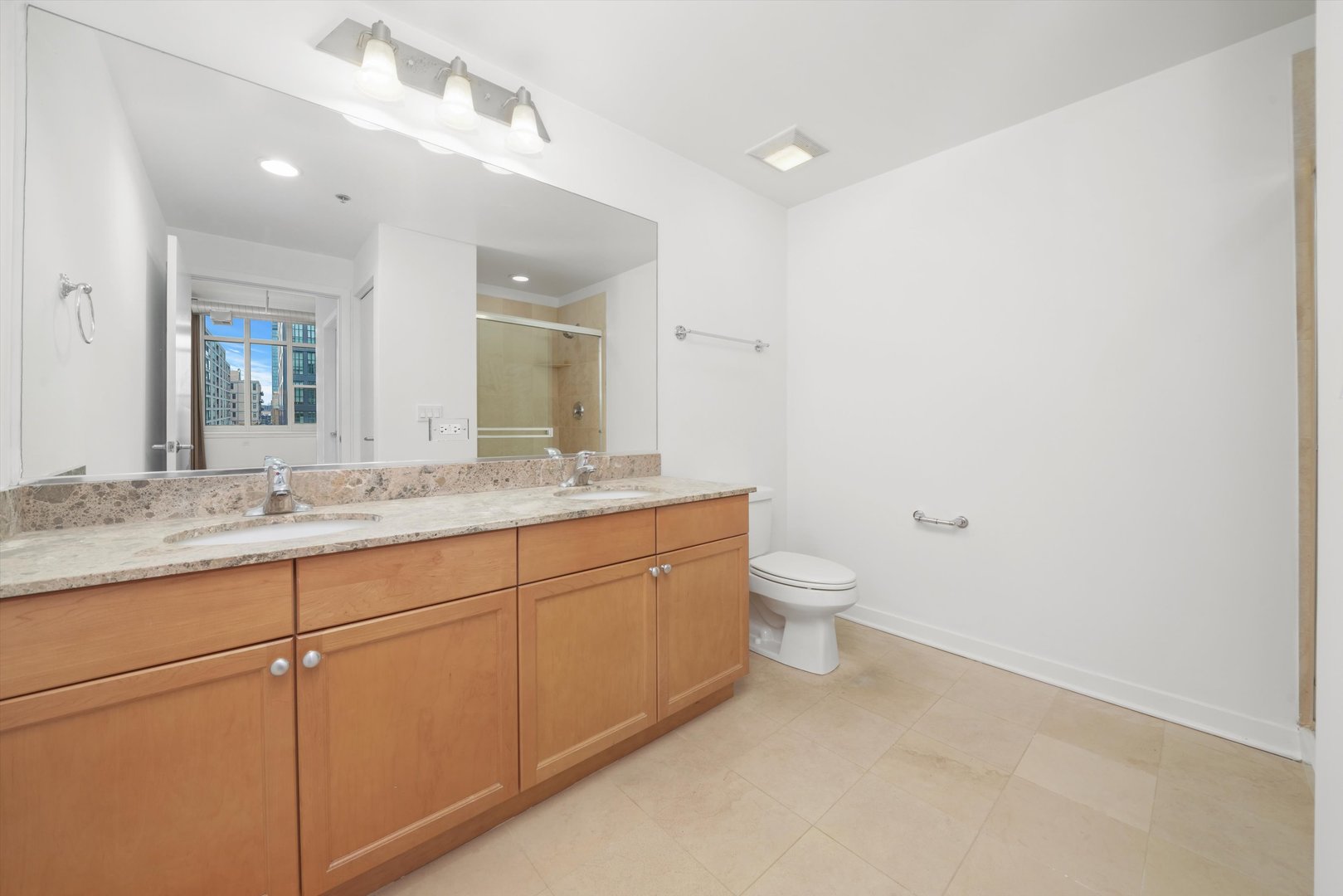 909 W Washington Boulevard Unit: 512