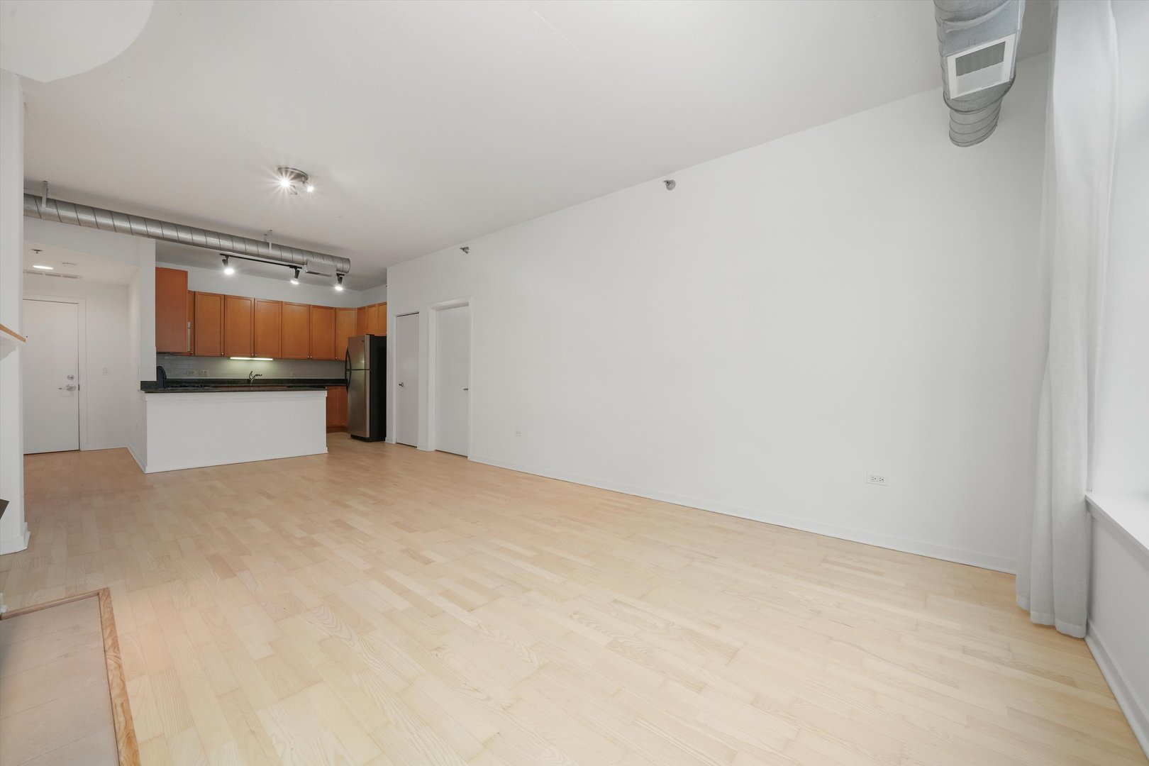 909 W Washington Boulevard Unit: 512