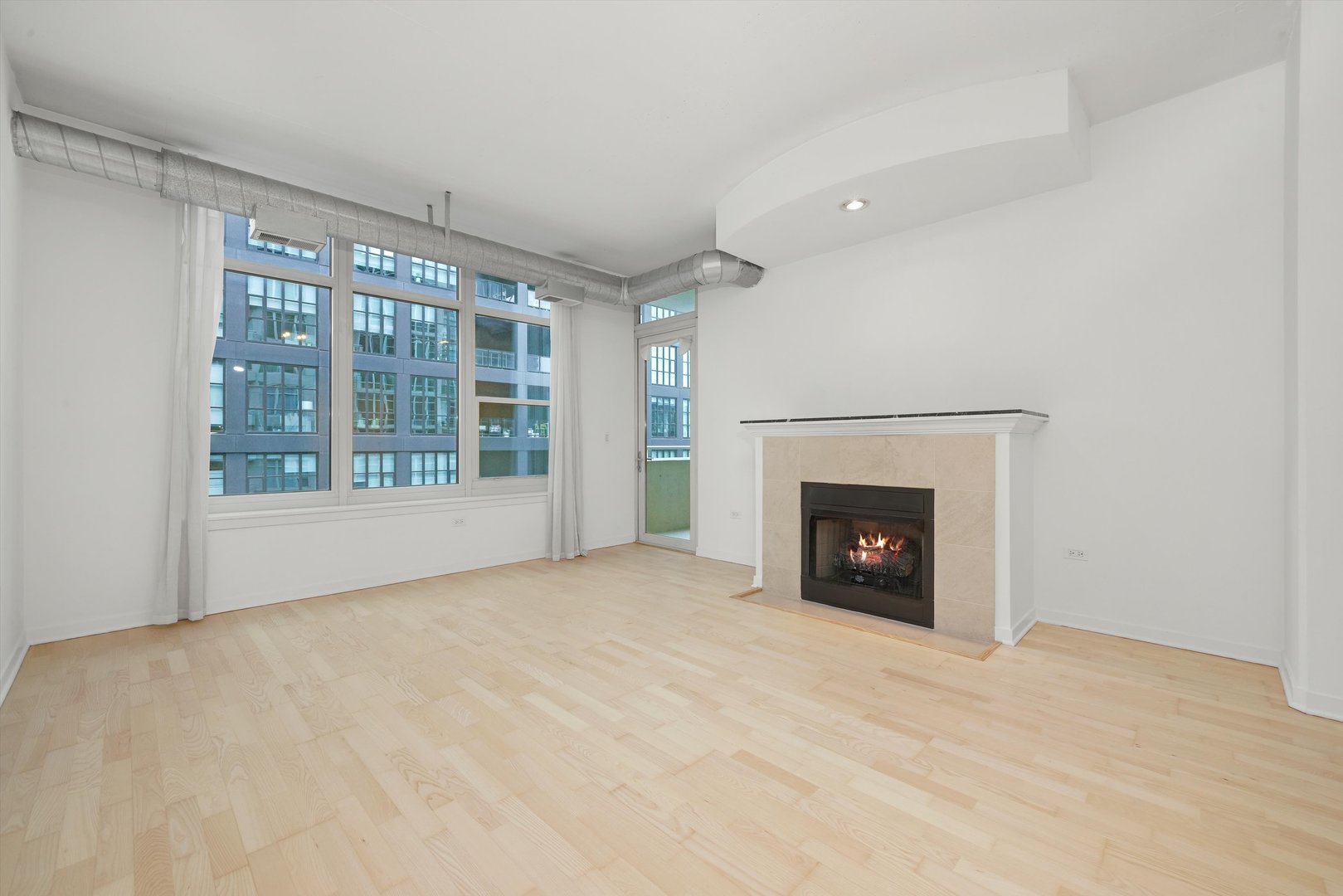 909 W Washington Boulevard Unit: 512