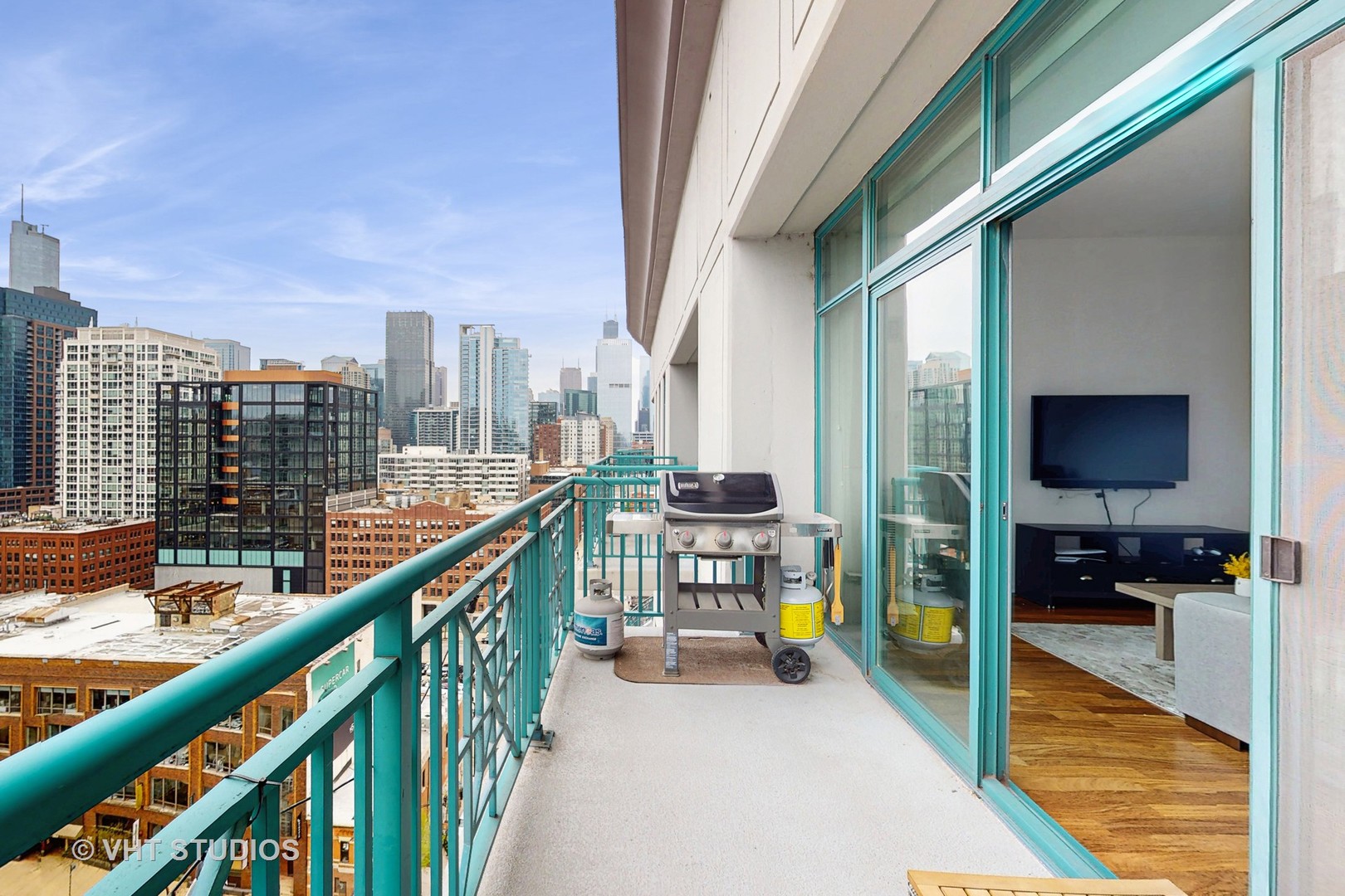 340 W Superior Street Unit: 1602