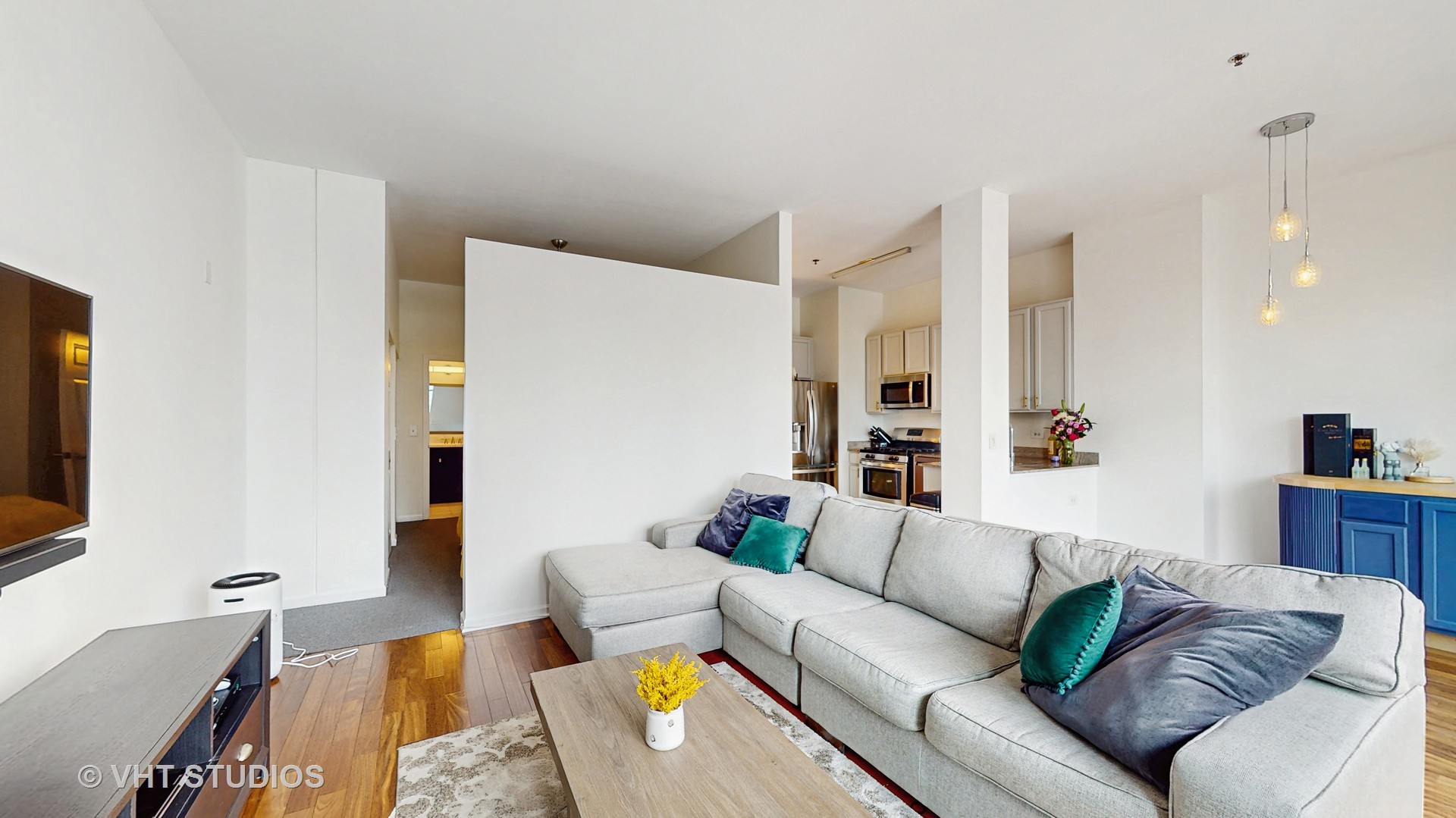 340 W Superior Street Unit: 1602