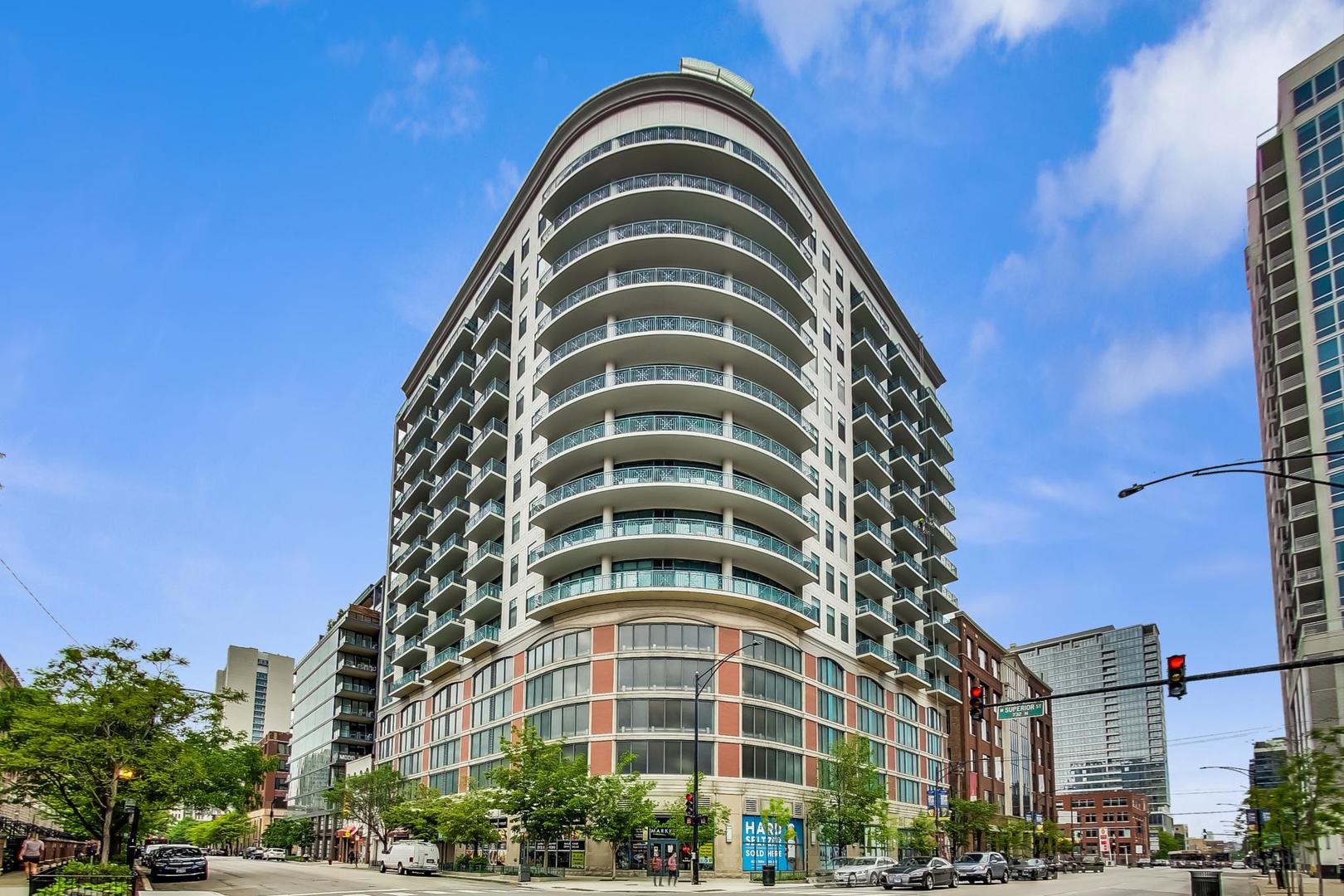 340 W Superior Street Unit: 1602