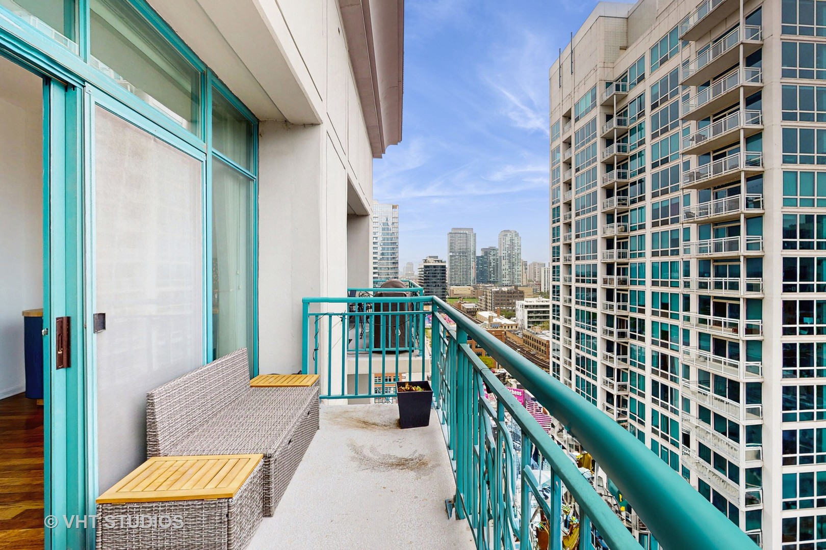 340 W Superior Street Unit: 1602