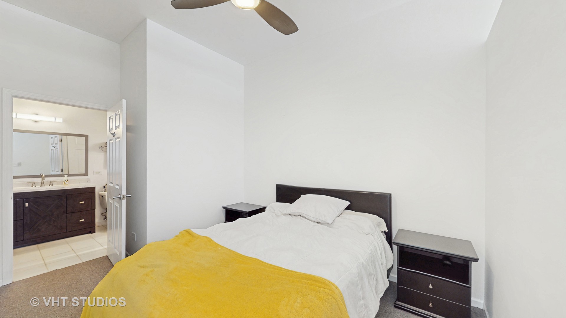 340 W Superior Street Unit: 1602