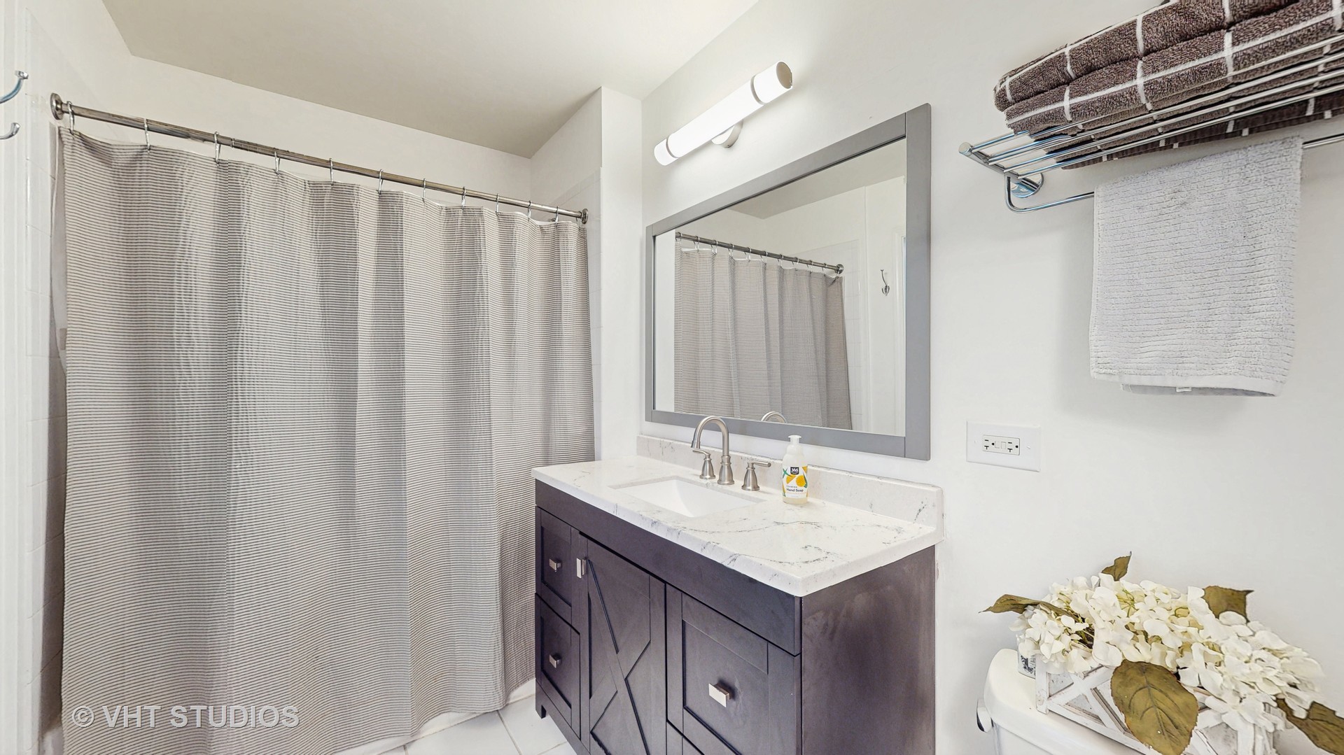 340 W Superior Street Unit: 1602