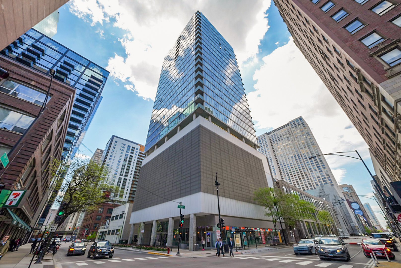 550 N St Clair Street Unit: 902