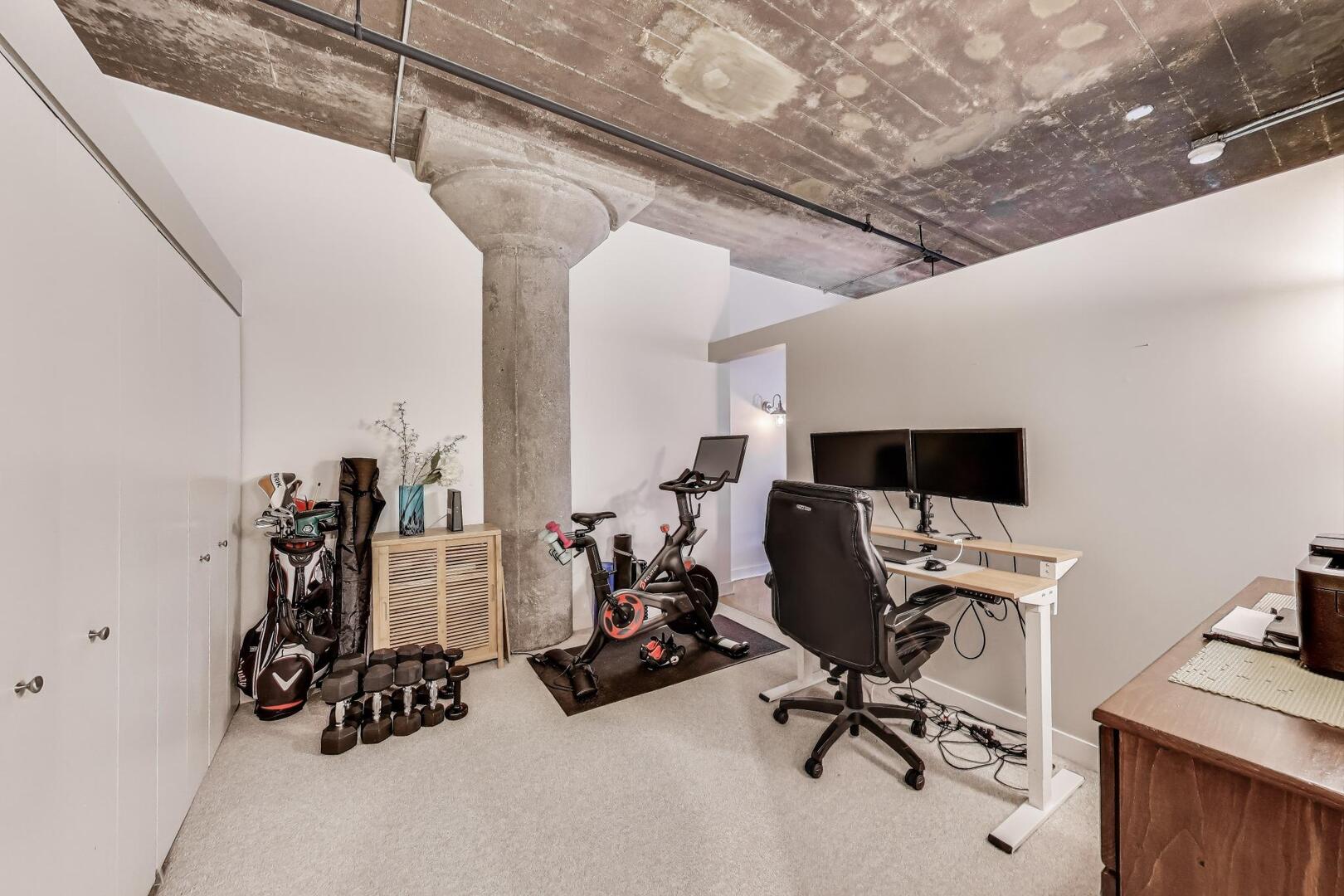 411 W Ontario Street Unit: 311