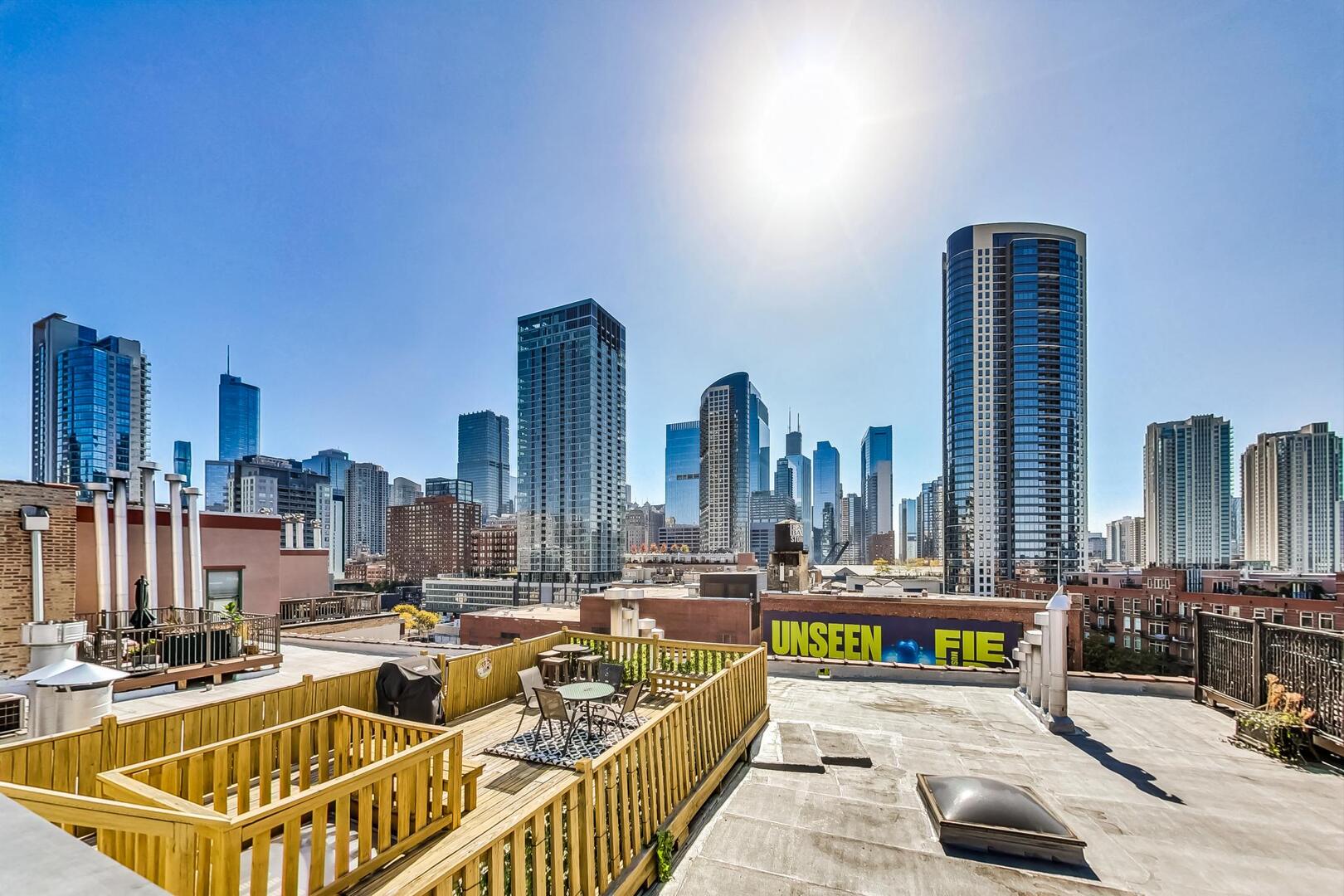 411 W Ontario Street Unit: 311