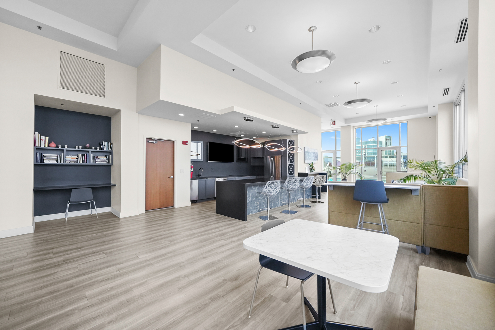 1841 S Calumet Avenue Unit: 1909