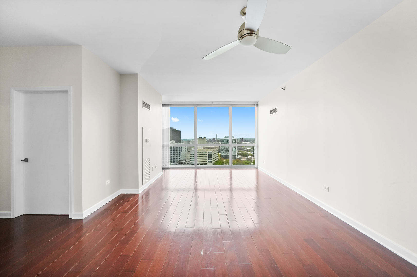 1841 S Calumet Avenue Unit: 1909