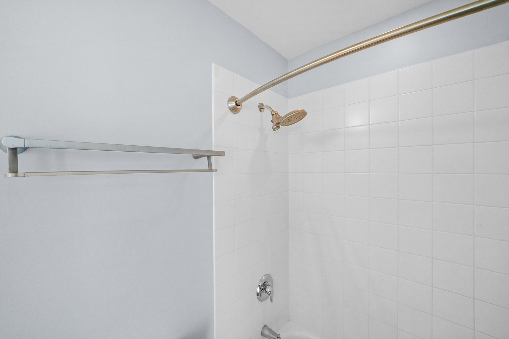 1841 S Calumet Avenue Unit: 1909