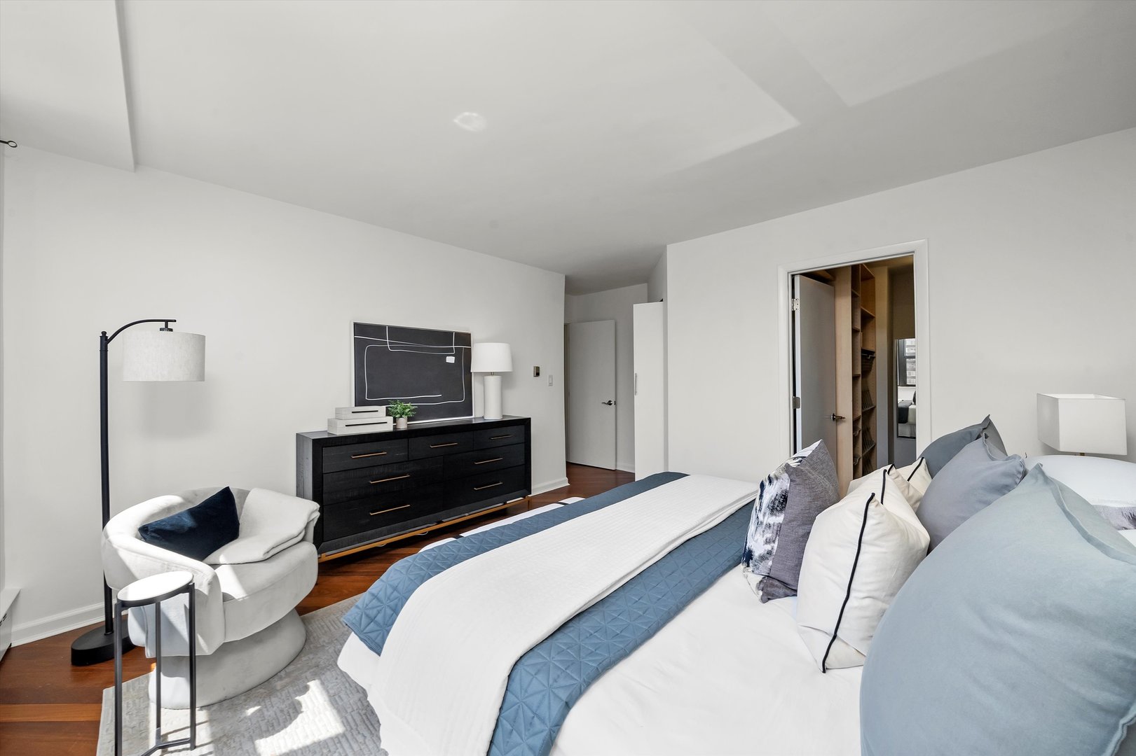 1445 N State Parkway Unit: 1804